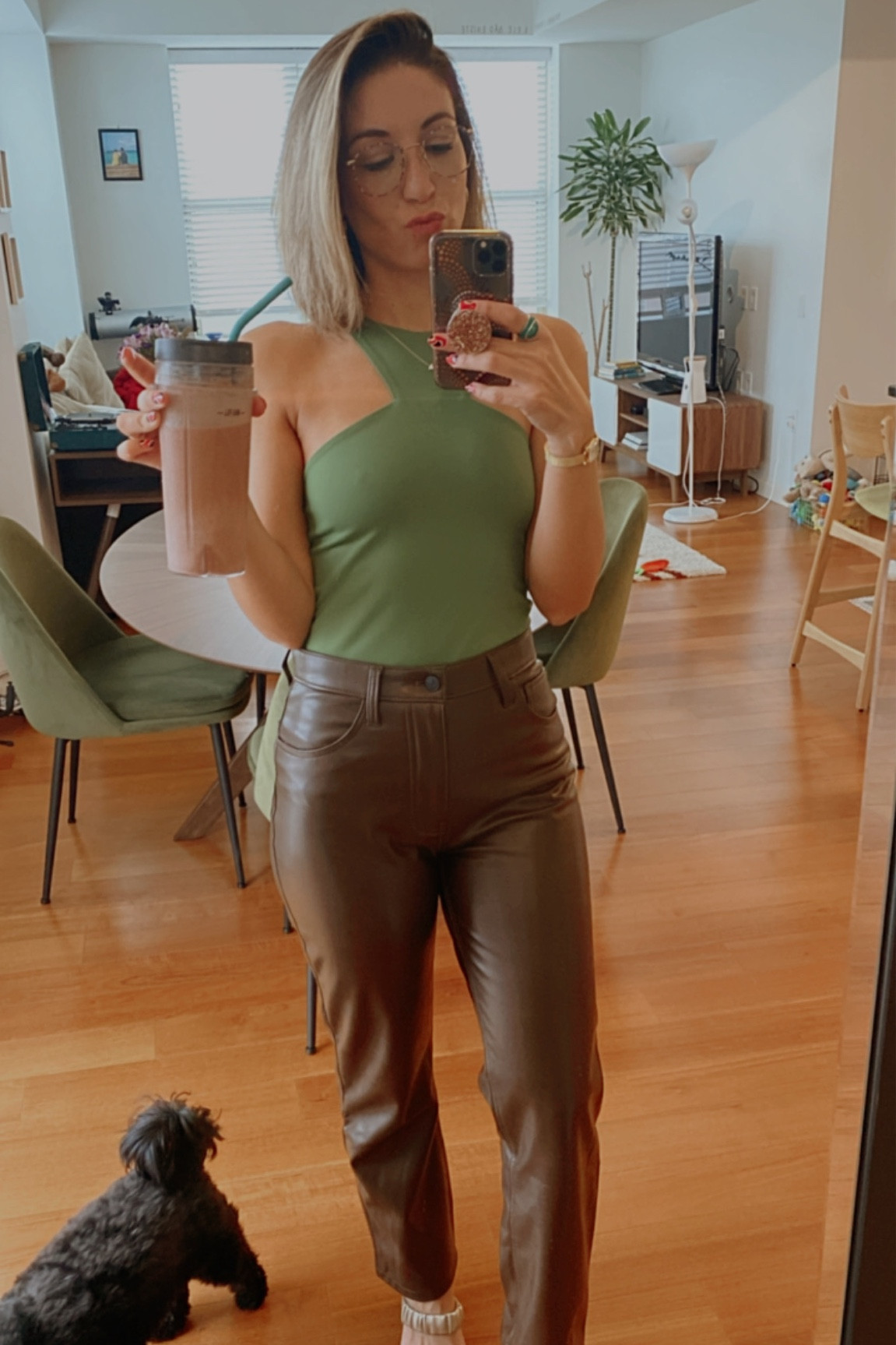 Proteína orgânica e plant based mais gostosa que ja tomei 🍃🤤   + lookinho Abercombrie, calça de couro vegano e body SUPER confortável 

#LTKbrasil #LTKSeasonal