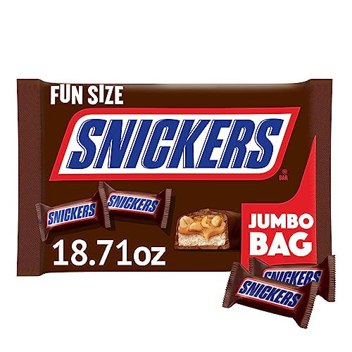 SNICKERS Fun Size Halloween Chocolate Candy Bars, 18.71 oz Jumbo Bulk Candy Bag | Amazon (US)
