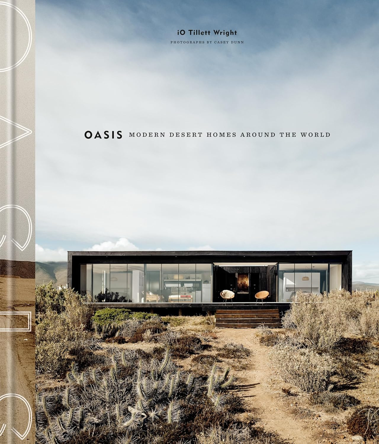 Oasis: Modern Desert Homes Around the World | Amazon (US)