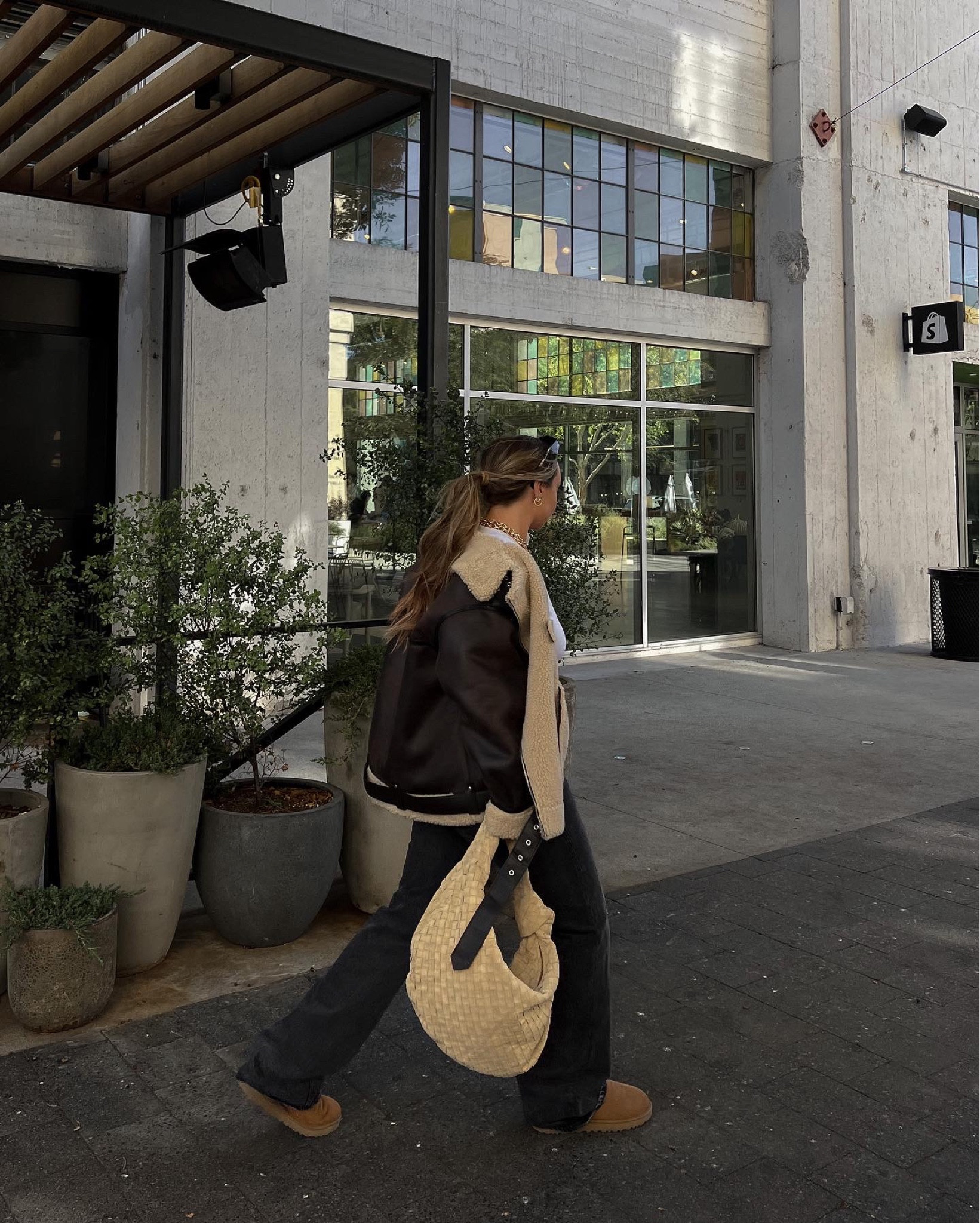 winter outfit inspo 🌬️
Zara fleece jacket (linked similar)
Revolve GRLFRND jeans - US 32 (size up 2 sizes)
CUTS Women basic tee - M

#LTKSeasonal #LTKHoliday #LTKCyberweek