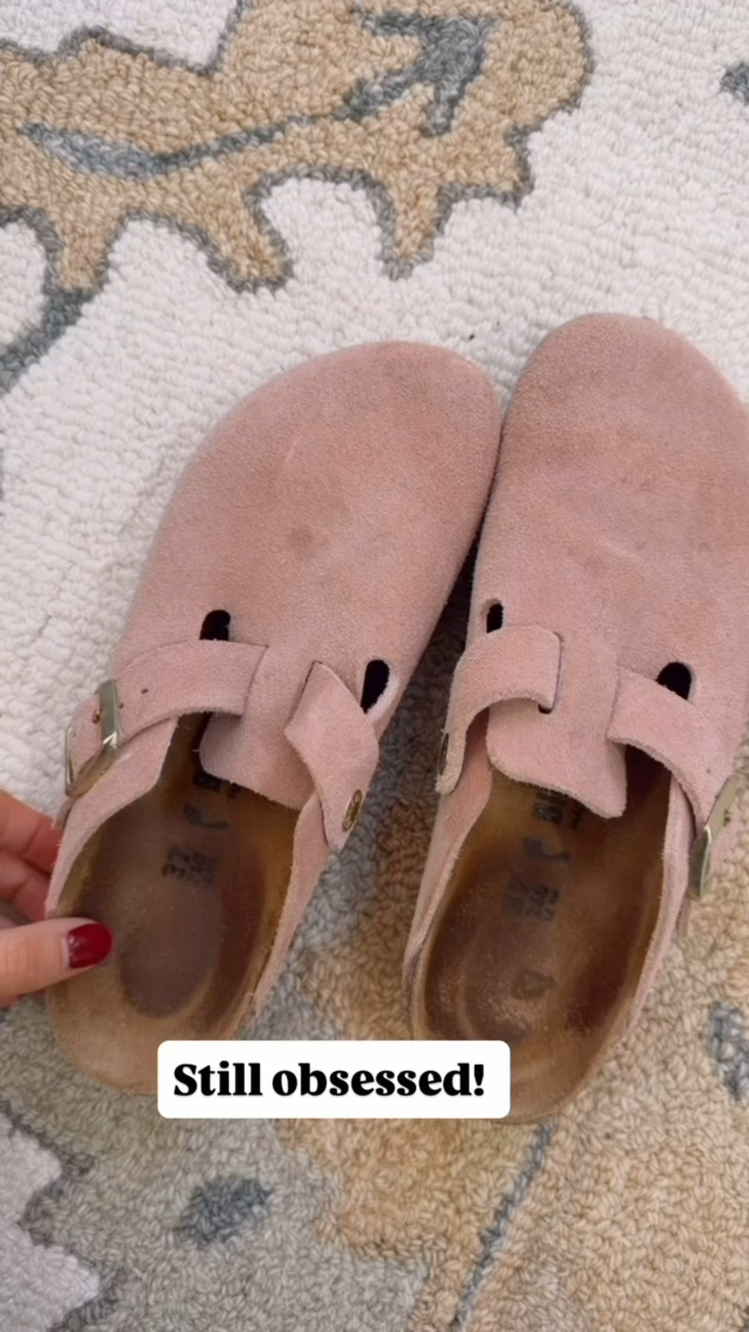 I have been wearing these pink Birkenstock clogs on repeat! So easy to slip on & go! Perfect to wear with your lounge/athleisure outfits! 

Loverly Grey, Birkenstock clogs, clogs, women’s shoes, fall shoes, gift ideas for her, pink Birkenstock 

#LTKGiftGuide #LTKShoeCrush