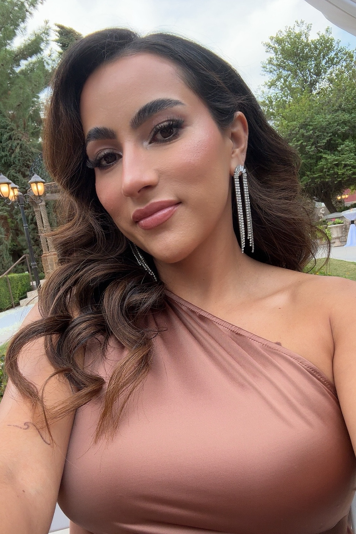 Full glam face ✨ Make up products I used. Use code “SAVINGS” to save with the beauty insider event 

#LTKBeauty #LTKSaleAlert #LTKVideo