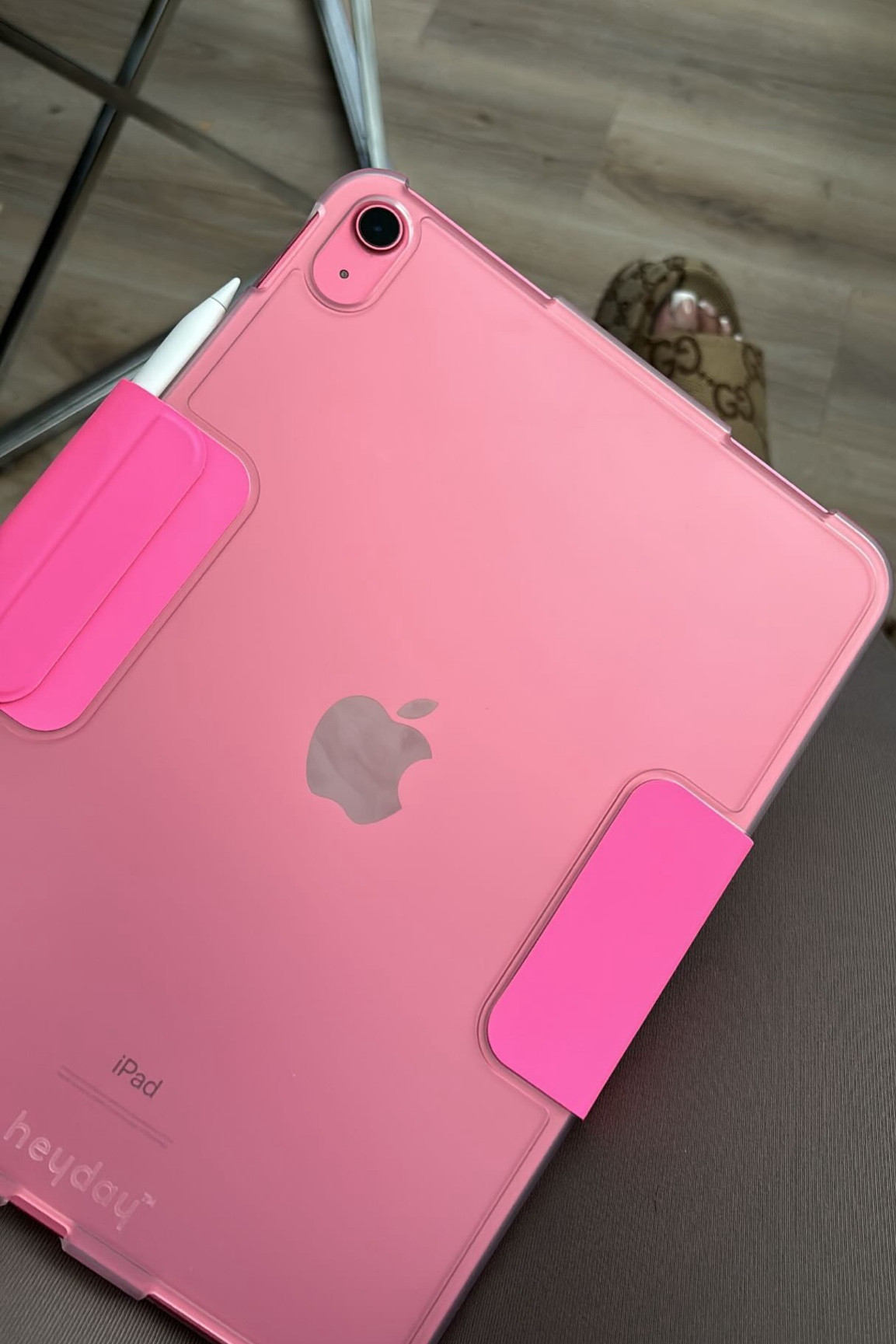 Pink 10th gen iPad | pink heyday case and stand combo | USB-C Apple Pencil 🎀

#LTKVideo