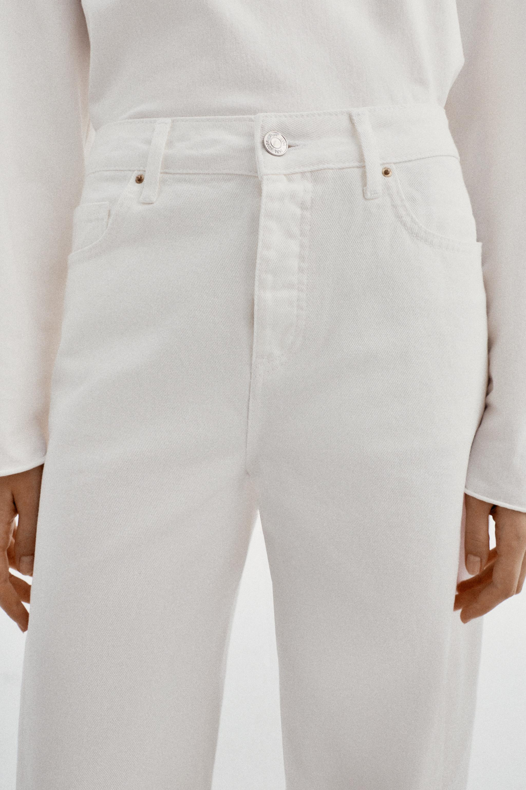 HIGH RISE - BARRELHigh-rise five-pocket jeans. Loose leg tapering toward the ankle. Front zip fly... | Zara US