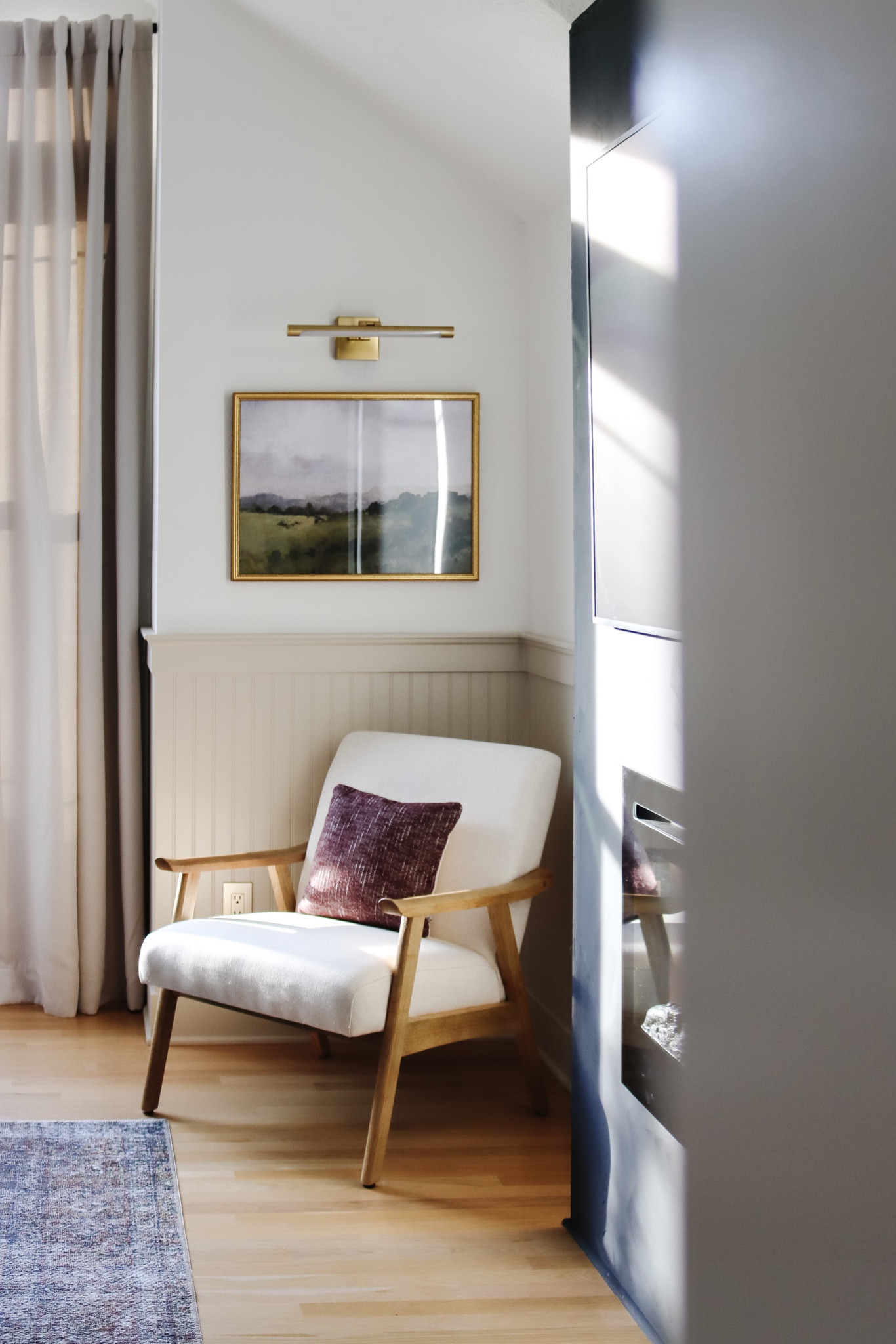 Bonus room: fireplace wall

#LTKhome