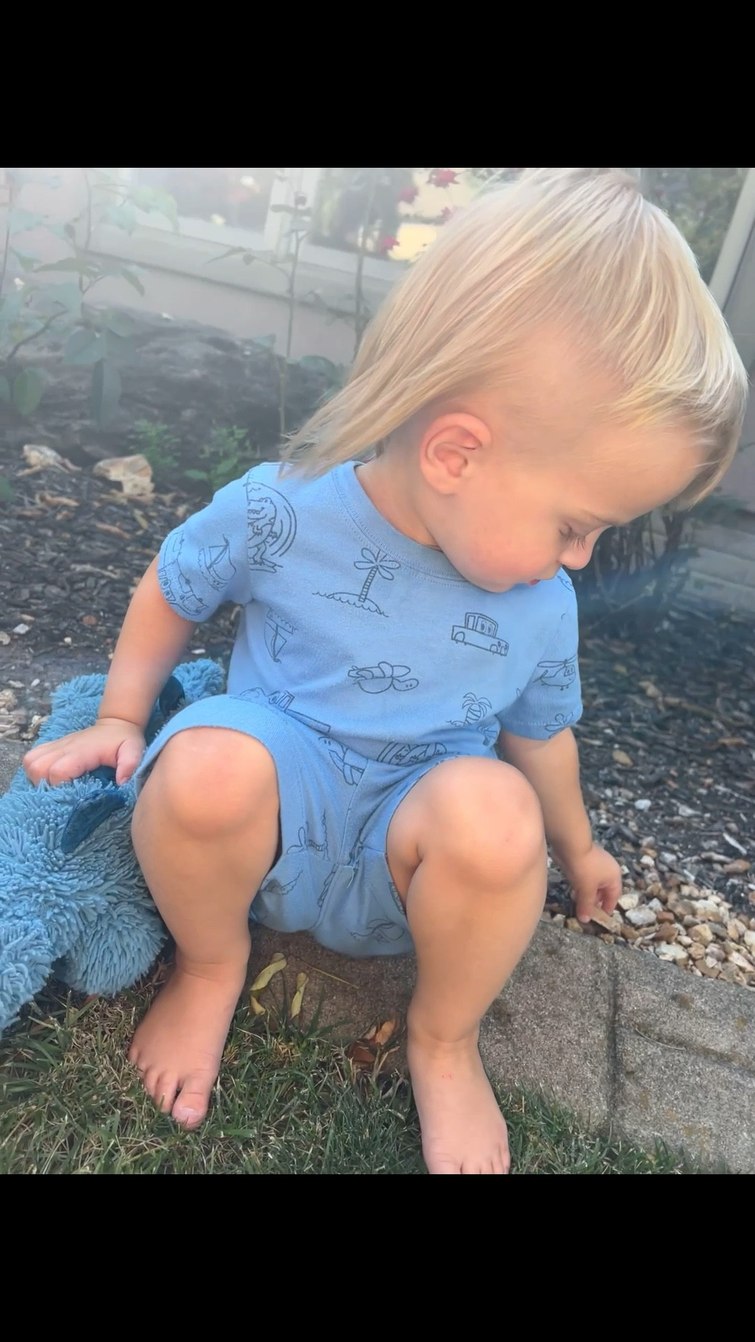 Just a boy and his rocks 🪨 #boymom


#LTKFamily #LTKKids #LTKSaleAlert