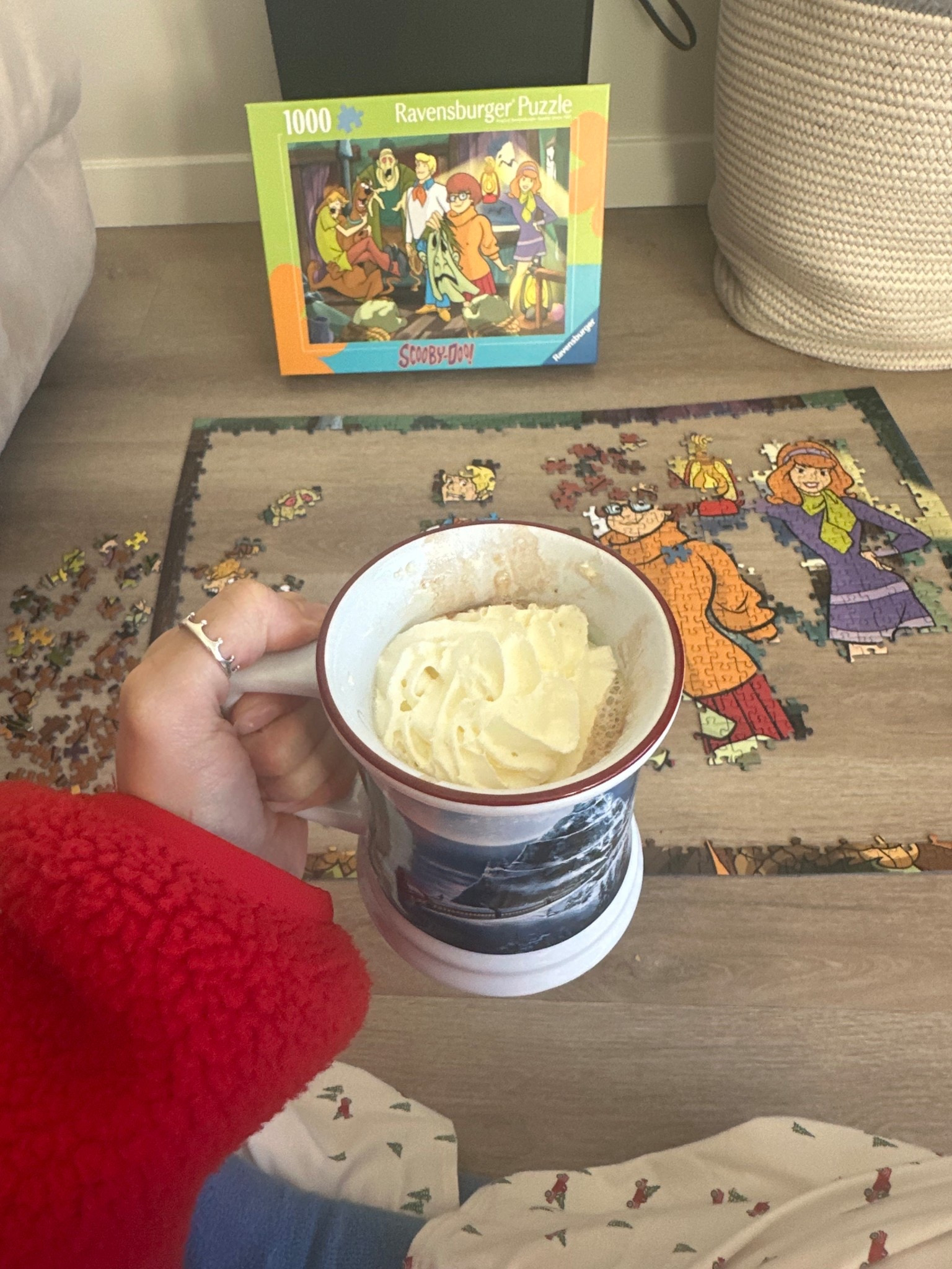 Favorite puzzle brand and hot chocolate! Always in my Cozyland’s and Aritzia fleece!

#LTKHoliday #LTKCyberWeek #LTKGiftGuide