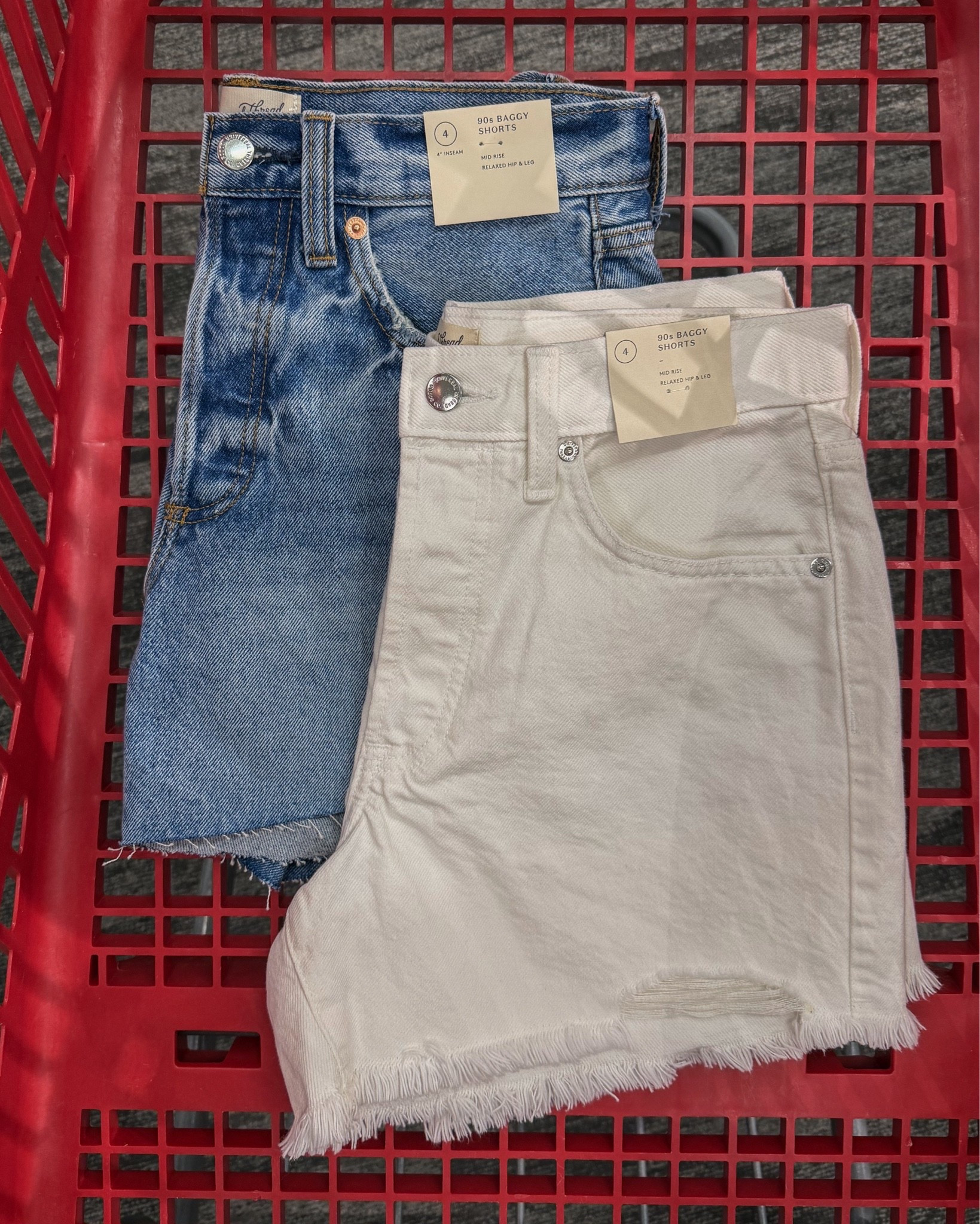Algolde Parker look for less shorts restocked and on sale

#LTKmomlife #LTKSeasonal #LTKSaleAlert