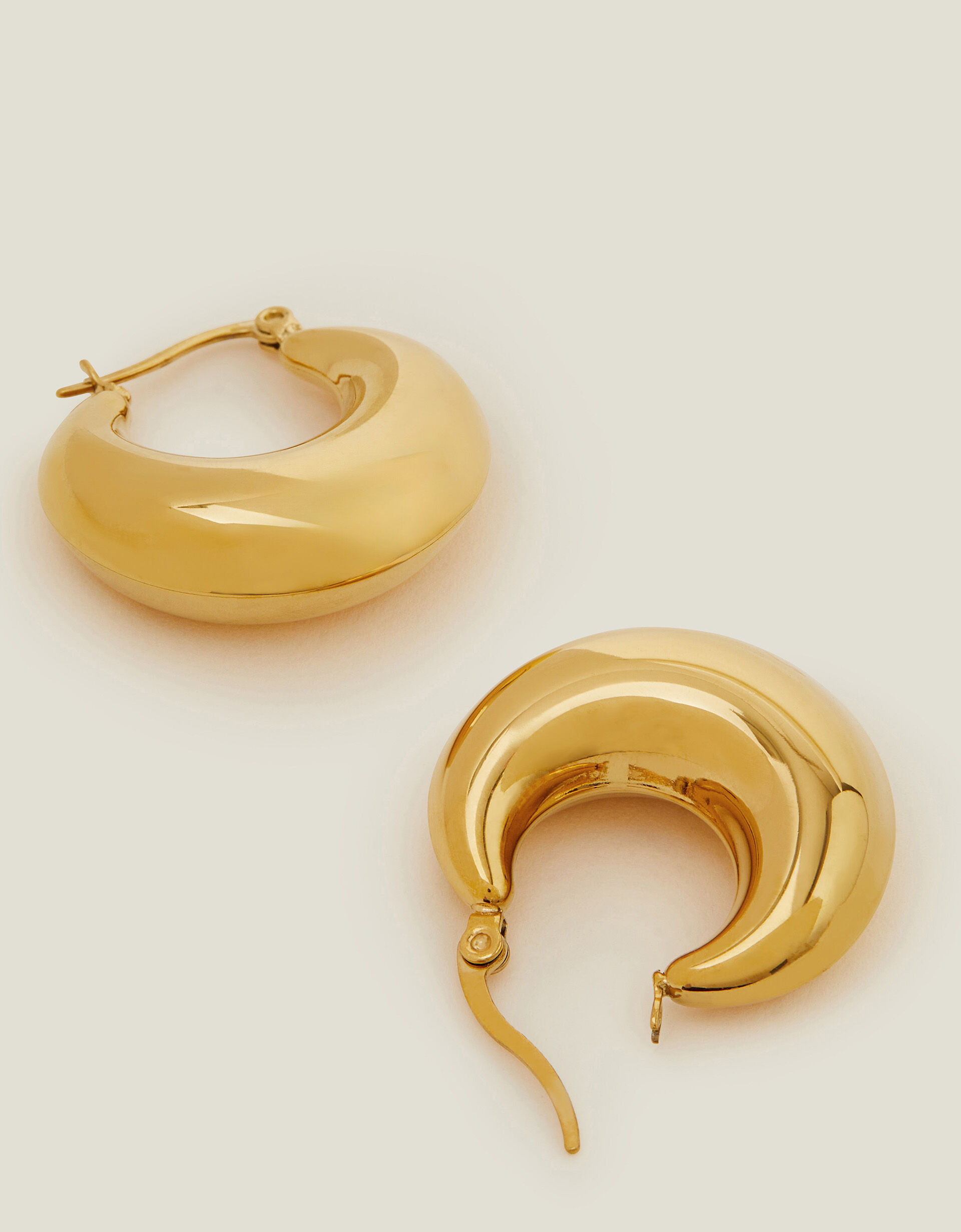 14ct Gold-Plated Chunky Crescent Hoop Earrings | Accessorize (Global)