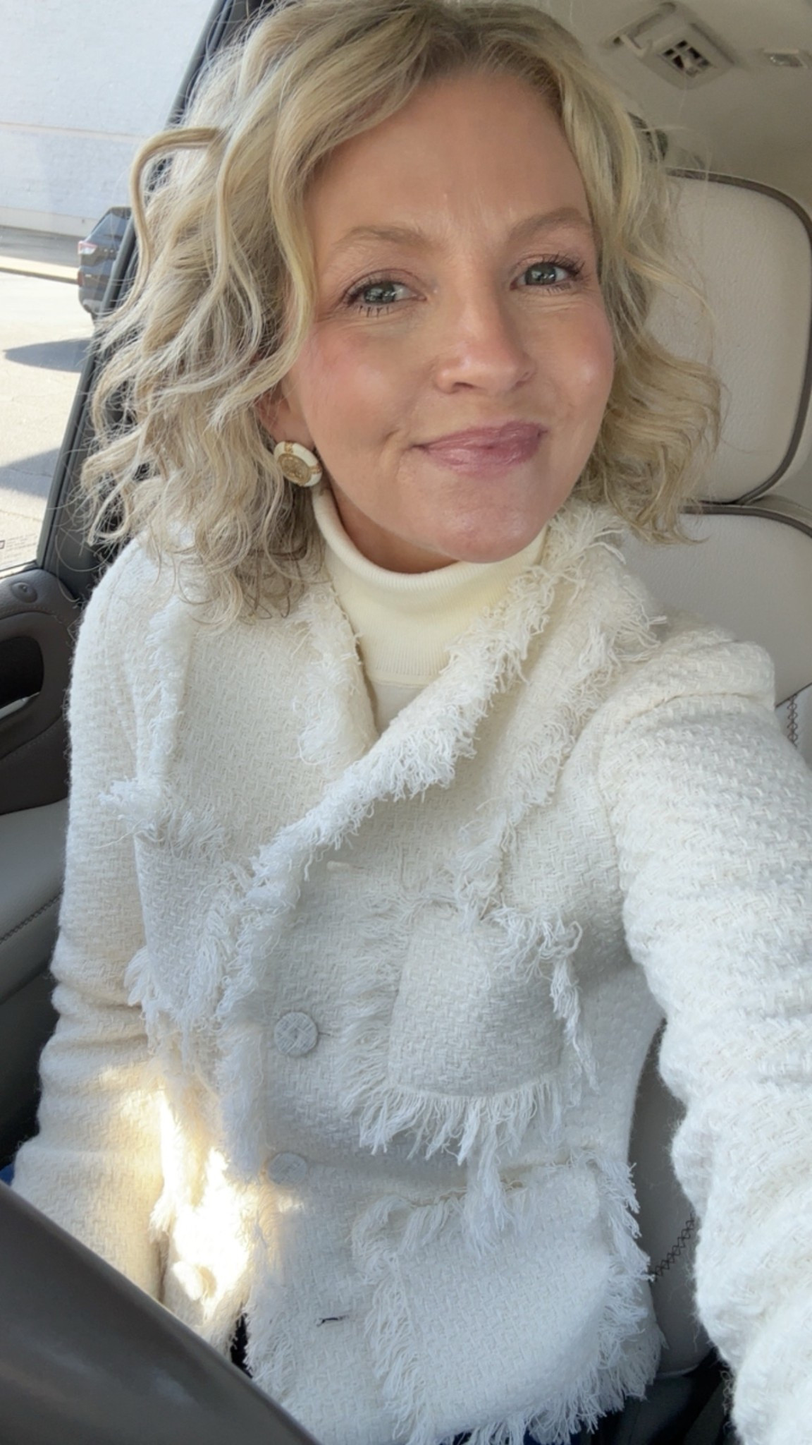 Wearing an XS in the turtleneck (it’s 50% off and comes in a slew of colors) and an XS in the jacket  (it’s 40% off!)