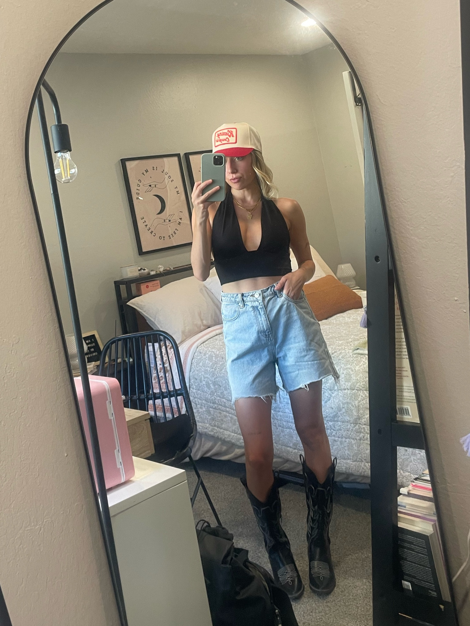 Last night’s outfit for Noah Kahan (in 110 degree weather 🥵)!!! Best night EVER. These boots truly are my summer staple I’m actually obsessed 🪩🤠

#LTKSeasonal #LTKFindsUnder50 #LTKSummerSales
