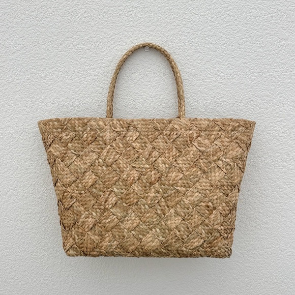 Woven Tote Bag in Black and Tan | Poshmark