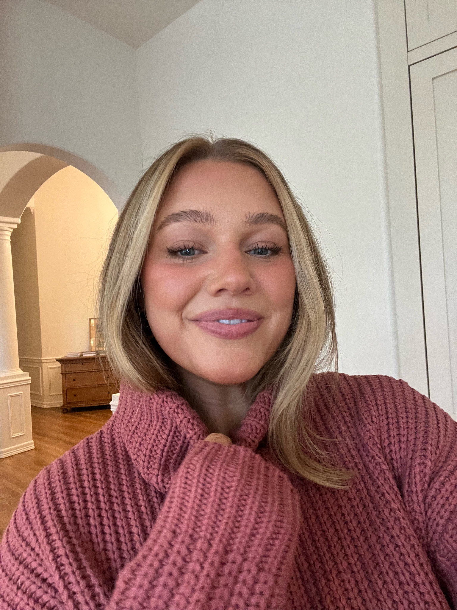 Dibs code: BRE for 15% off sitewide. 
Bronzer duo: shade 5.5
Baked bronzer: Spiced chai
Glowtour: starlit (love the blush side) 
Liner: chai 
Gloss: 44 

#fallmakeup #nudelip #freshmakeup

#LTKBeauty #LTKFindsUnder50