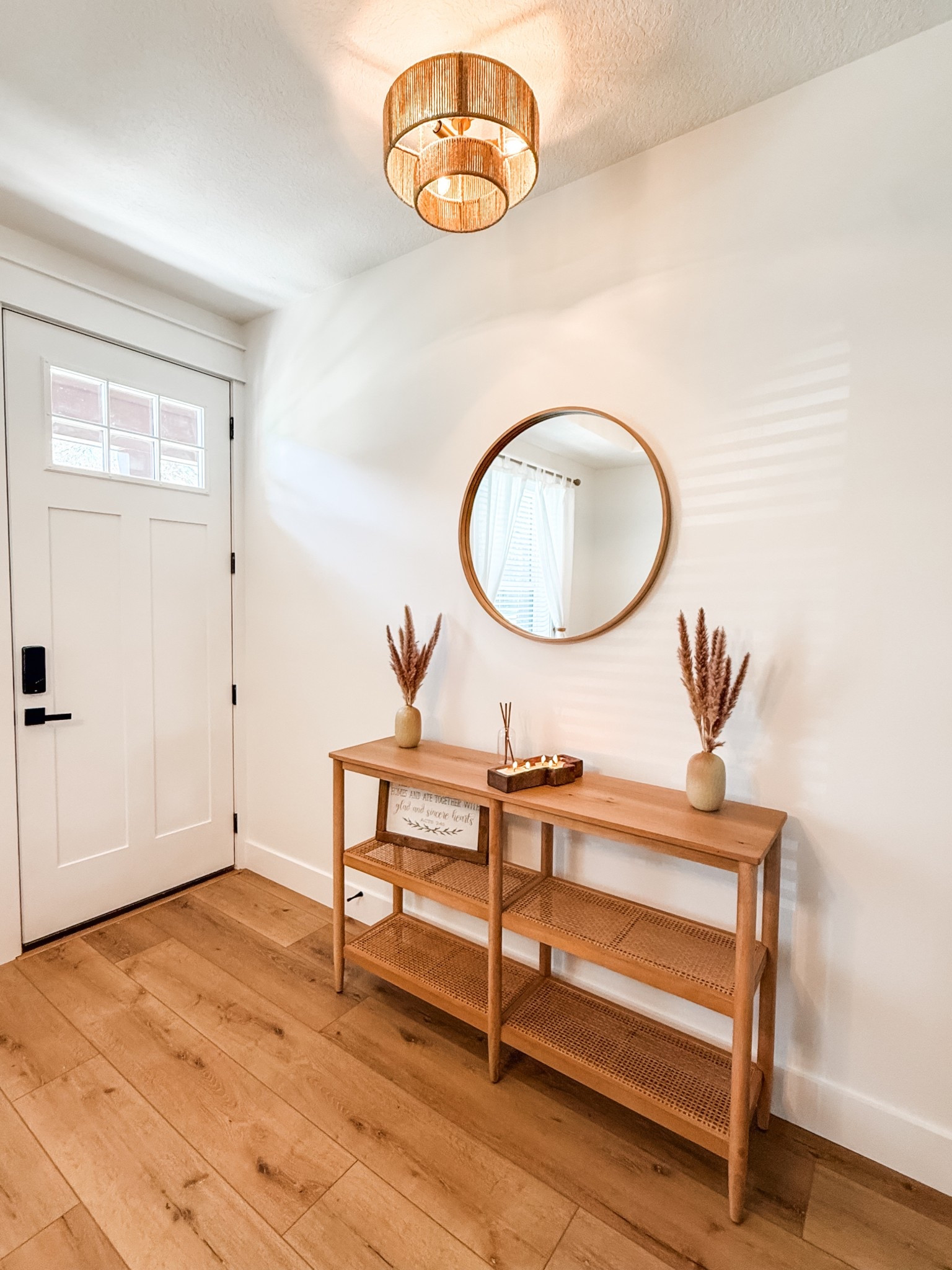 Entryway decor🏡

#LTKHome