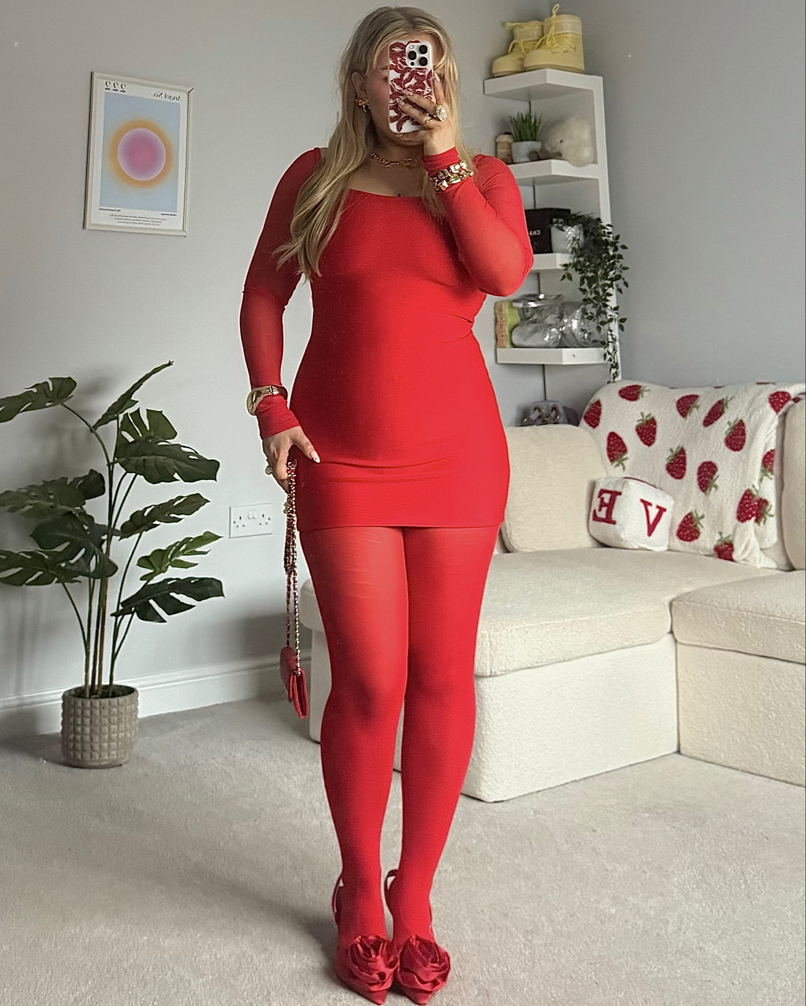 Lady in red❤️ @prettylittlething 

#LTKmidsize #LTKspring #LTKuk