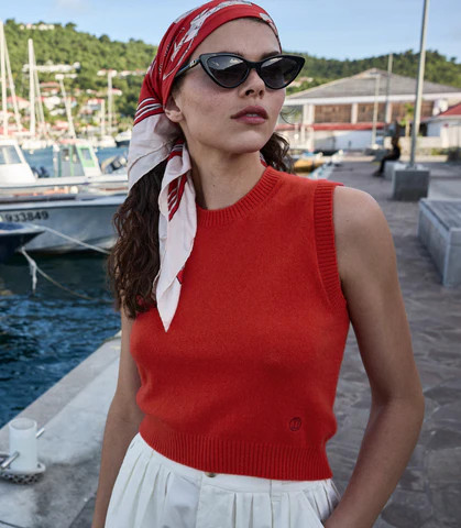 D�?EN Louden Top -- Carmine - Size - L Embroidered Fitted Sleeveless Feminine Victorian | DOEN