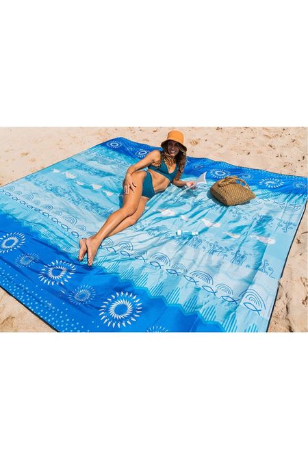 Oversized Beach Blanket

#LTKswim #LTKunder50 #LTKSeasonal