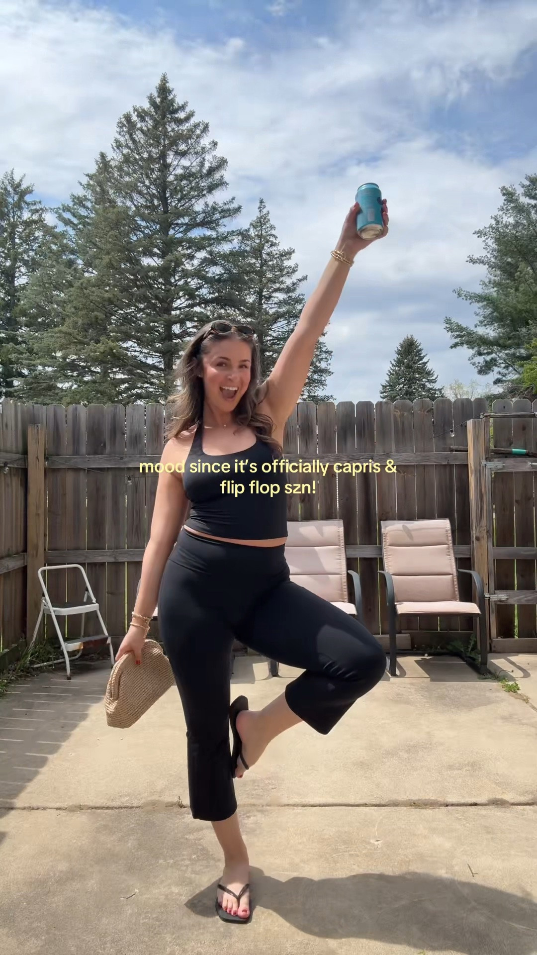 Easiest and most elite summer outfit combo! ☀️🐚🤍
￼
Easy summer outfit 
Summer fashion 
Summer outfit idea 
OOTD 
outfit inspo 
Capris 
Capri outfit idea 
Casual outfit