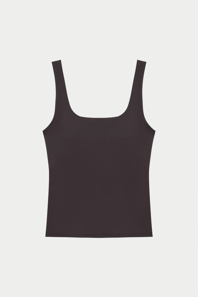 SCULPTING STRETCH SCOOP NECK SPORTS TOP - CHOCOLATE | The Couture Club