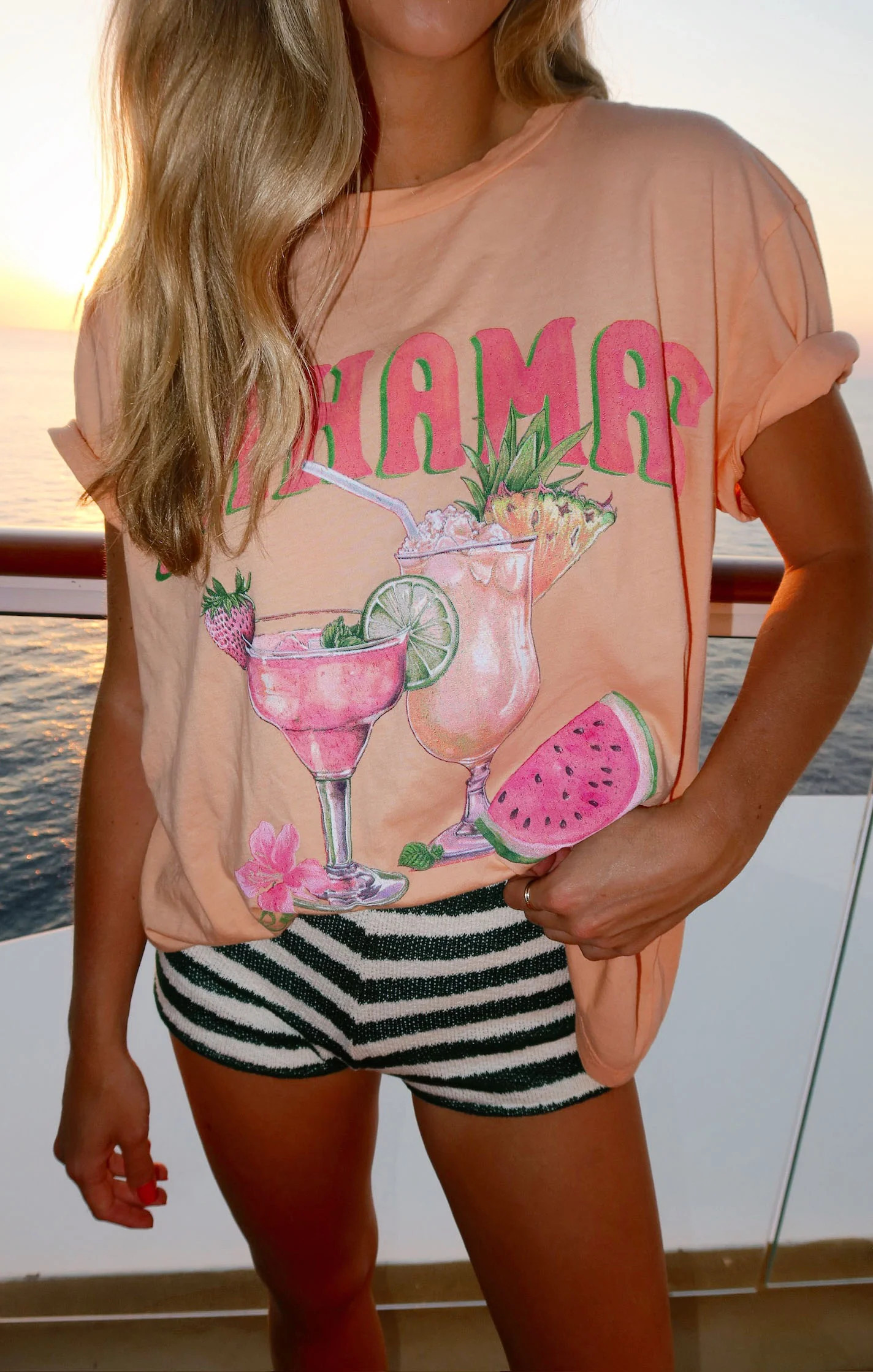 Check In T-Shirt, in Bahamas Graphic, Size: 2X | Show Me Your Mumu | Show Me Your Mumu