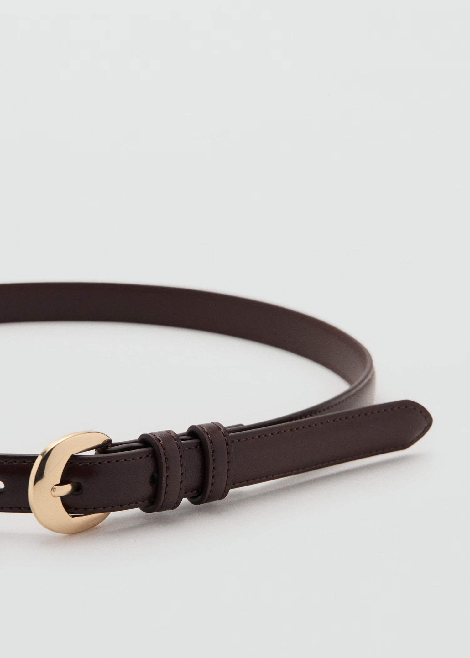 Buckle skinny belt | MANGO (UK)