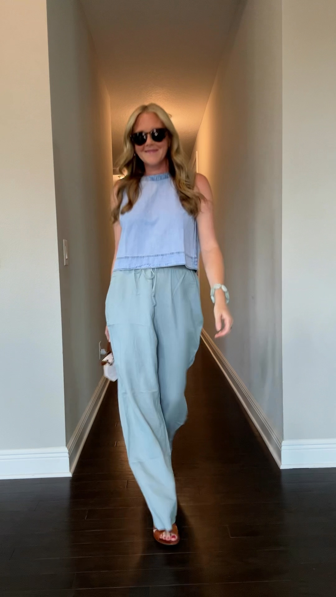 I am obsessed with this outfit from H&M and the surprise detail on the back- so cute!

#LTKootd #LTKgrwm #LTKOver40