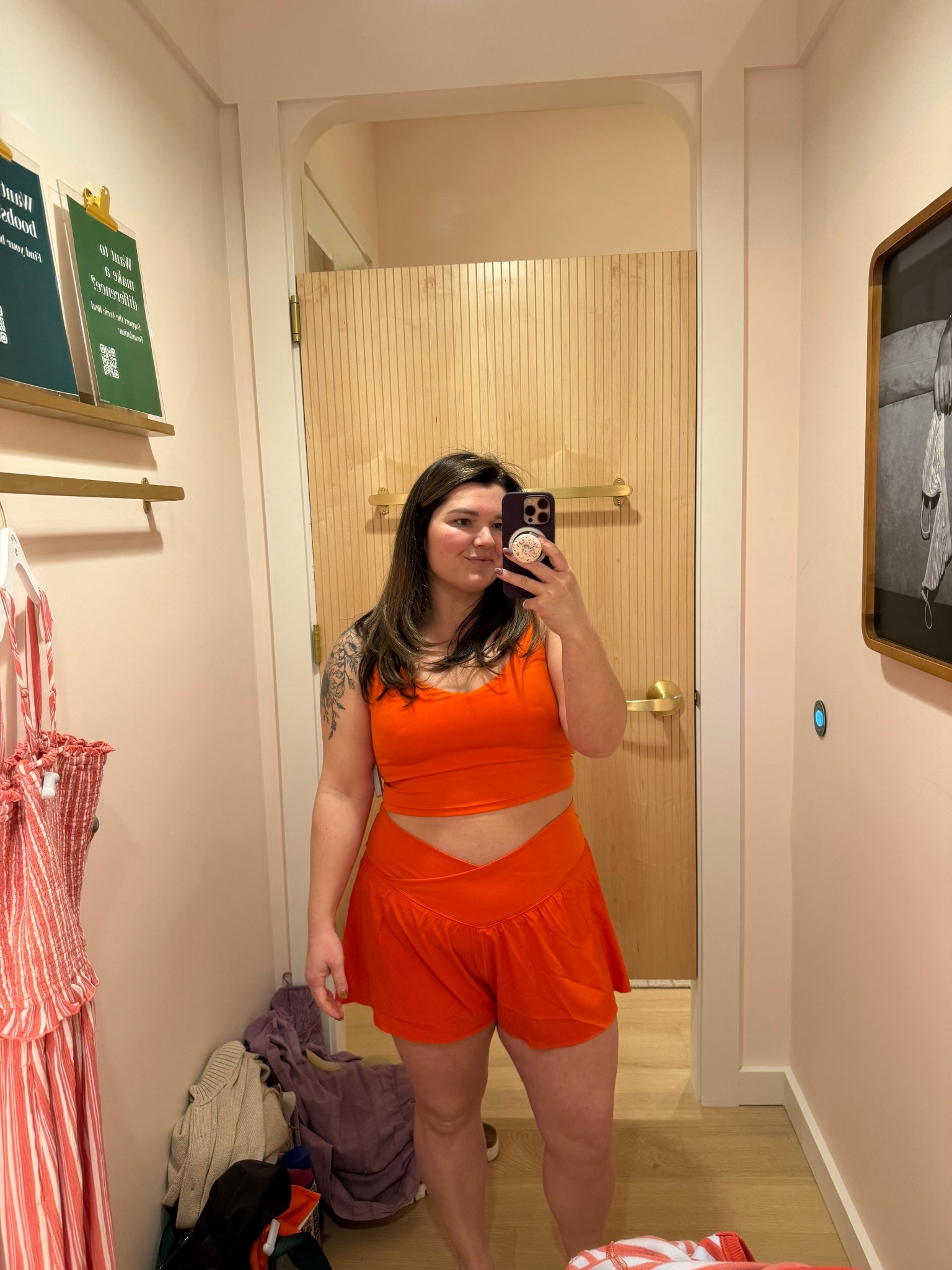 Aerie active. Xl in both 

#LTKMidsize #LTKSaleAlert #LTKmomlife