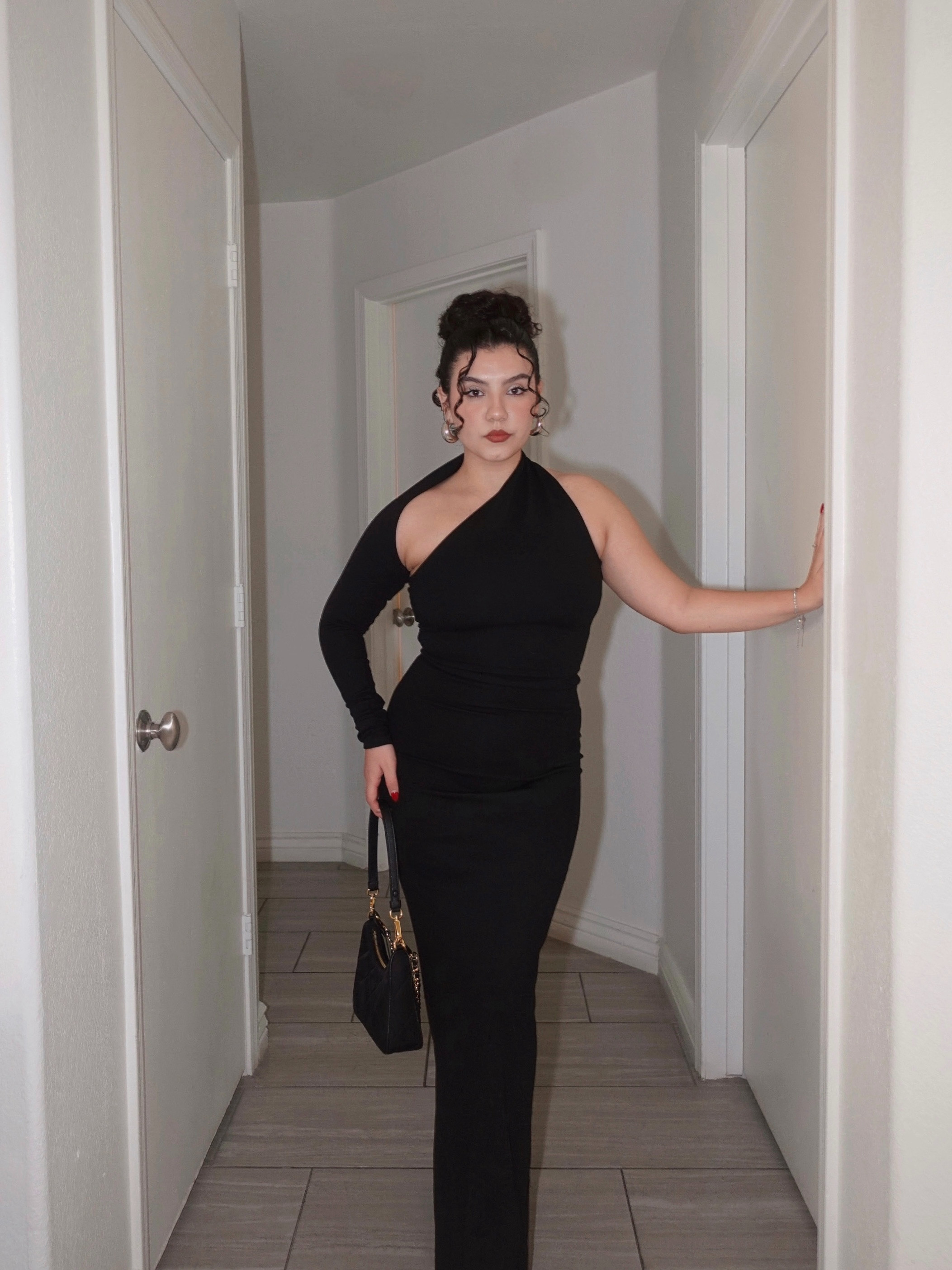 AZFW Look Day 1! I wore a size small but it stretches amazingly! 

 #LTKHoliday #LTKSeasonal #LTKParties