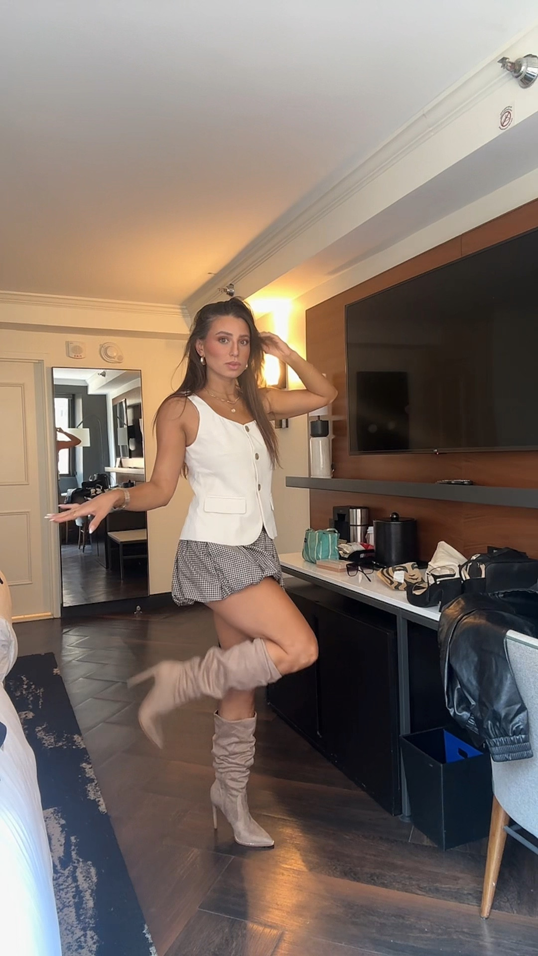 NYFW outfit ✨ serving chic + playful vibes in the city.
Styled a structured cream vest with a pleated mini skirt for that perfect balance of polished + fun. Paired it with slouchy knee-high boots and a classic quilted bag—because no fashion week look is complete without a statement accessory.

🖤 Cream tailored vest
🤍 Gingham pleated mini skirt
✨ Quilted shoulder bag with chain detail
👢 Slouchy boots that make the outfit

This look felt very fashion week street style meets feminine edge—linking everything so you can shop the vibe ↓

#LTKNYFW #OOTD #StreetStyle


#LTKNYFW #LTKStyleTip