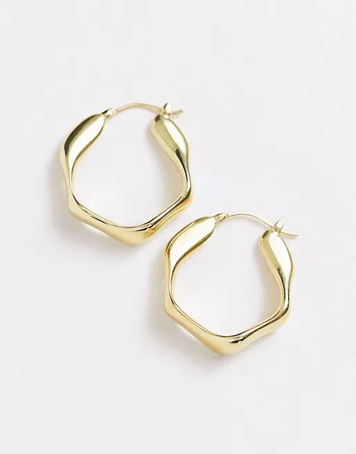 & Other Stories wavy chunky hoop earrings in gold | ASOS | ASOS (Global)