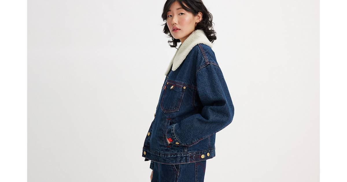 Levi's® Lunar New Year Women's '90s Sherpa Trucker Jacket | Levi's US