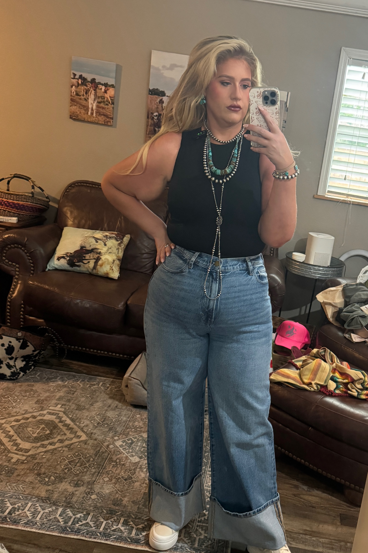 My fave $25 wide leg jeans! 😻

#LTKFindsUnder50 #LTKPlusSize #LTKMidsize