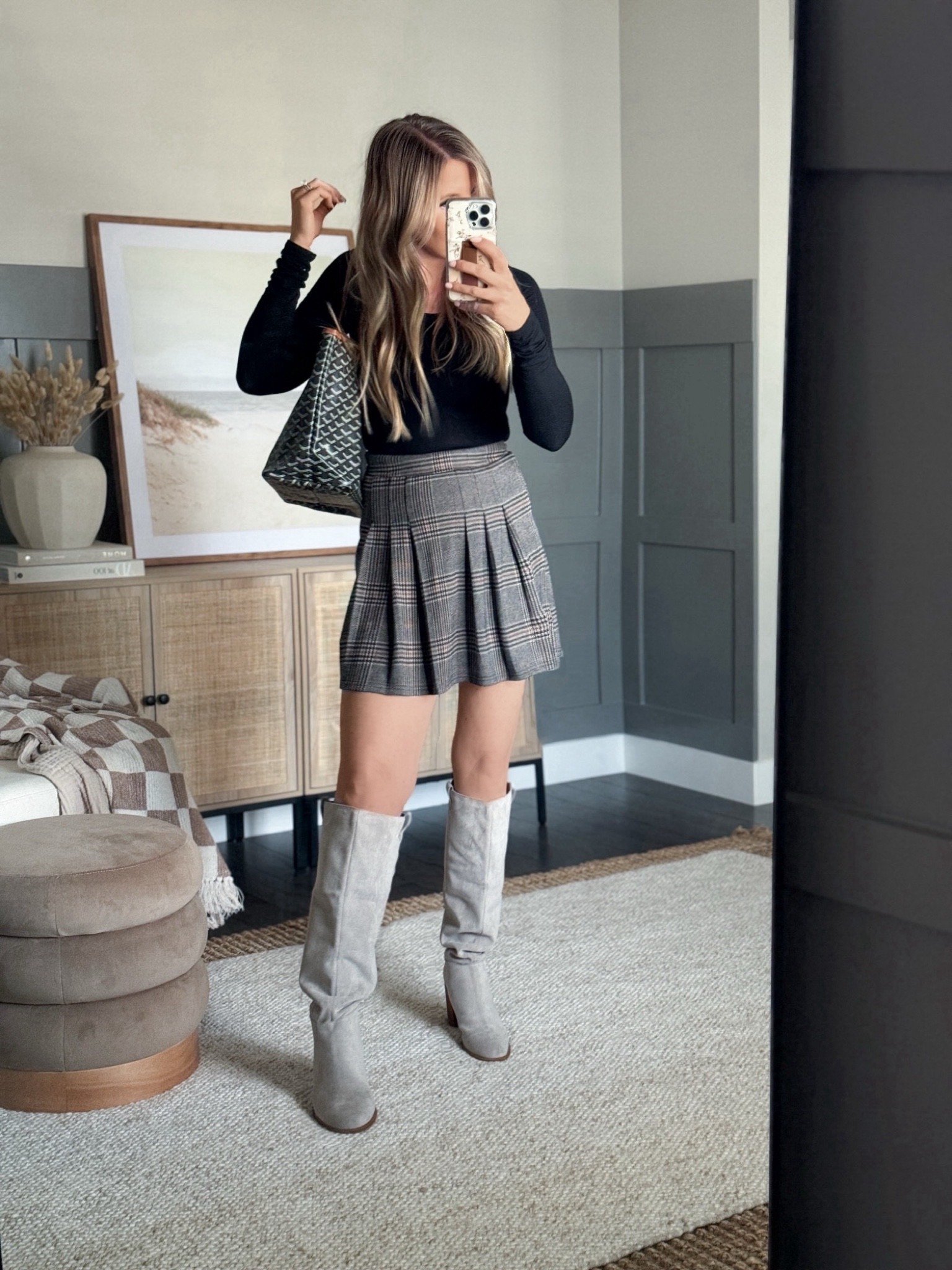 Sexy date night outfit — my skirt is sold out, but tagging similar. 

Skirt size 2 

BOATNECK LONG SLEEVE is JOAH BROWN (size XS/S) tagging similar 

Bag is Maison Goyard — SAINT LOUIS GM BAG 

Date Night Outfit - Tall Boots - Valentine’s Day Outfit - Sexy Outfit - Mini Skirt - Styled Outfit 

#LTKstyletip