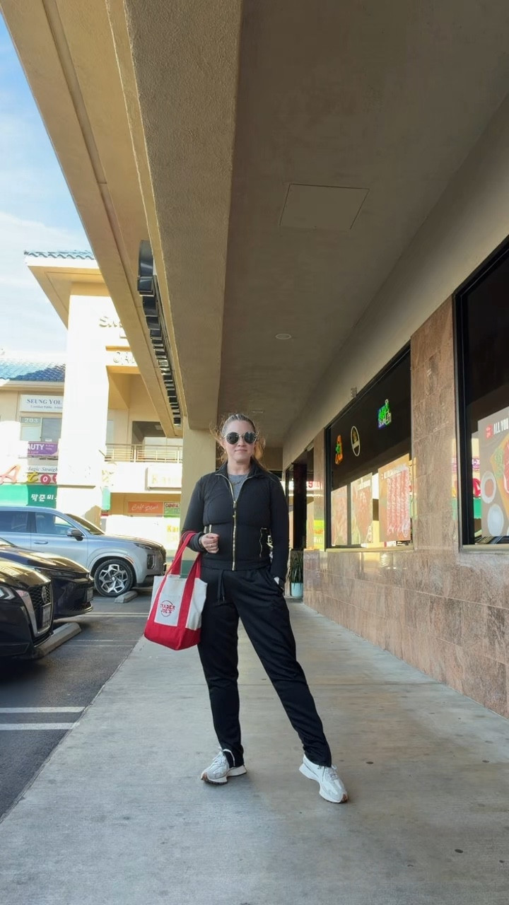 She’s nonchalant but really it is too hot 

#LTKgrwm #LTKootd #LTKdayinmylife