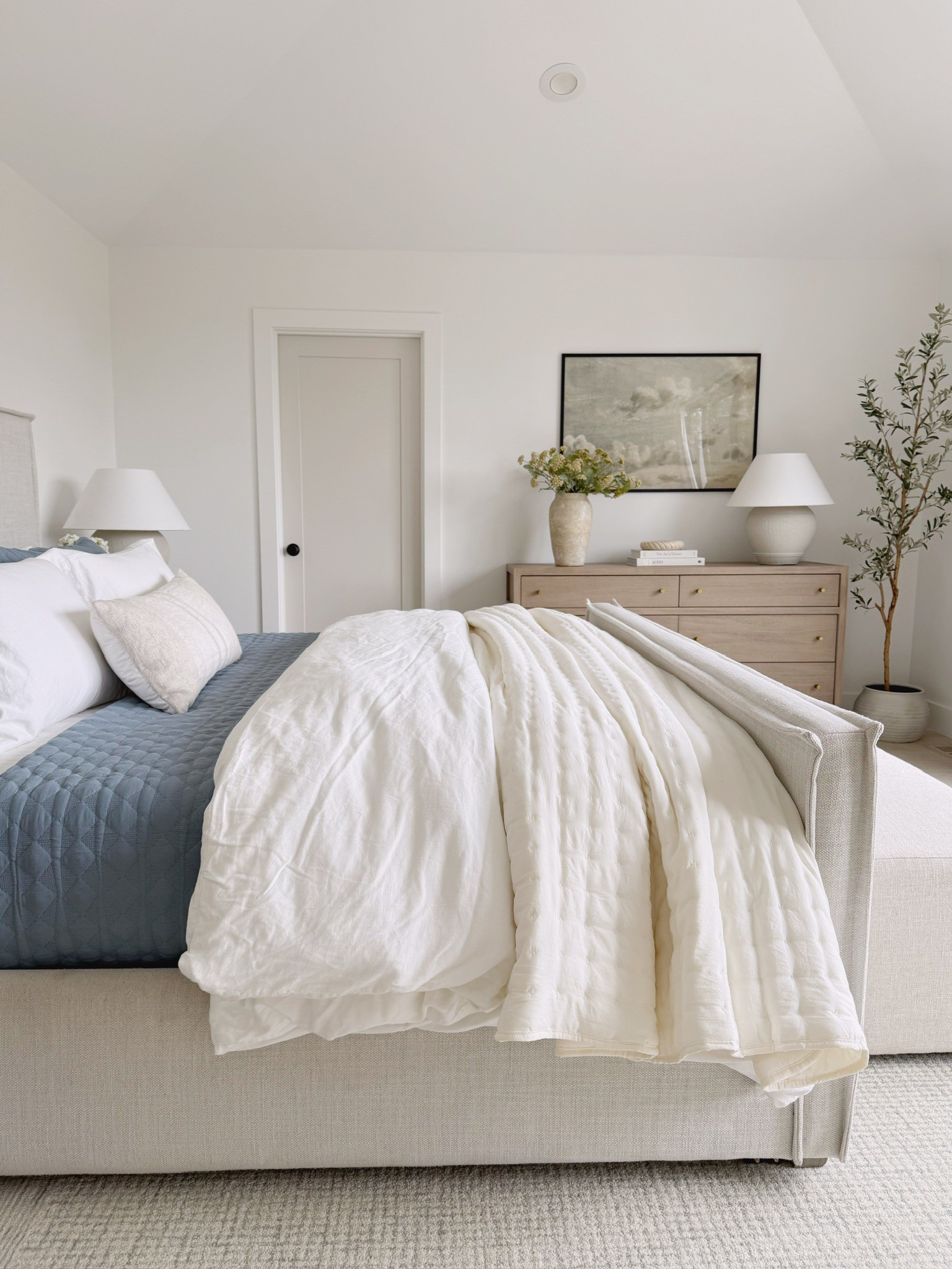  A cozy, layered bed will never go out of style! Love how a few simple pieces can make this space feel calm, inviting, and pulled together!

#LTKStyleTip #LTKSeasonal #LTKHome