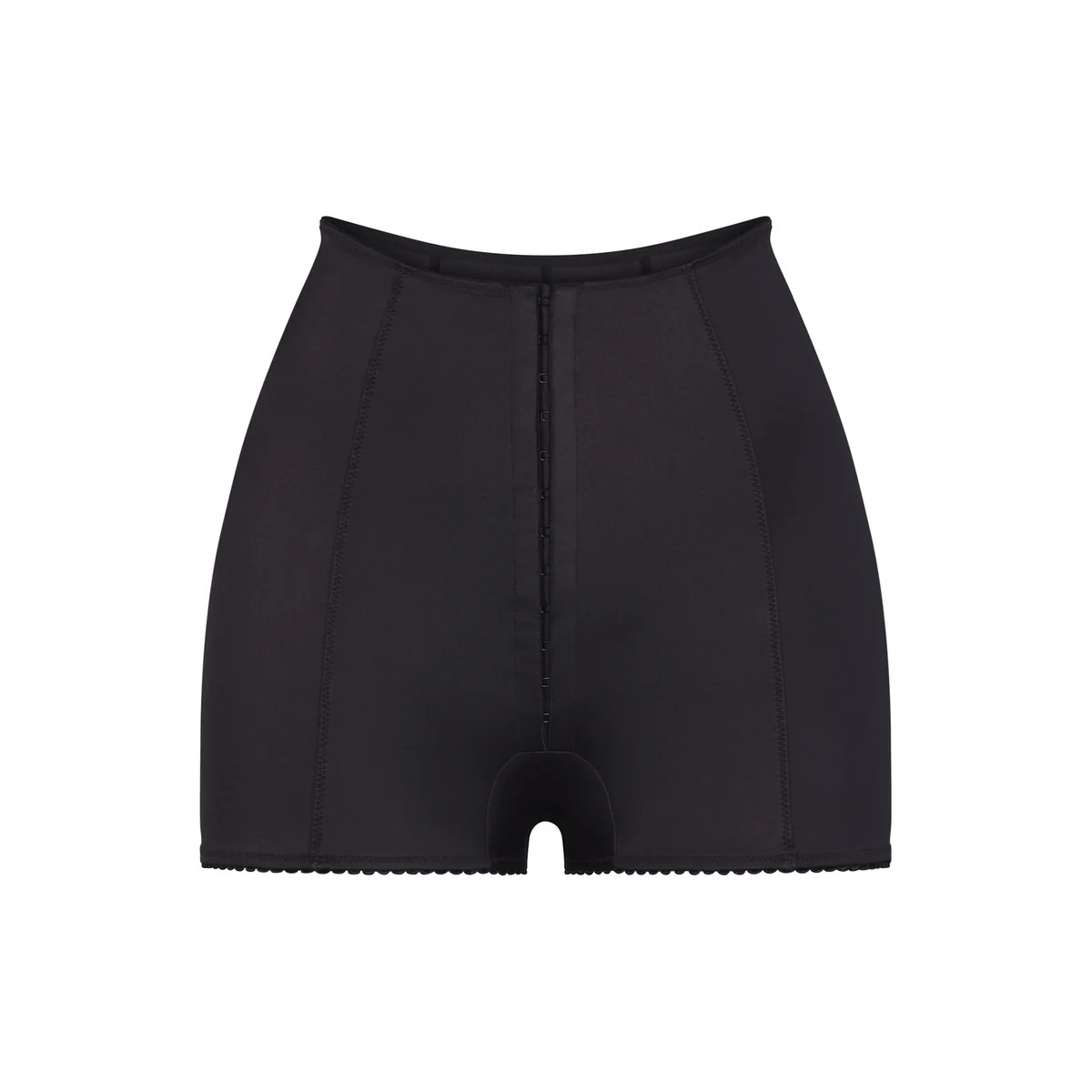 HOT SHORT | SKIMS (US)