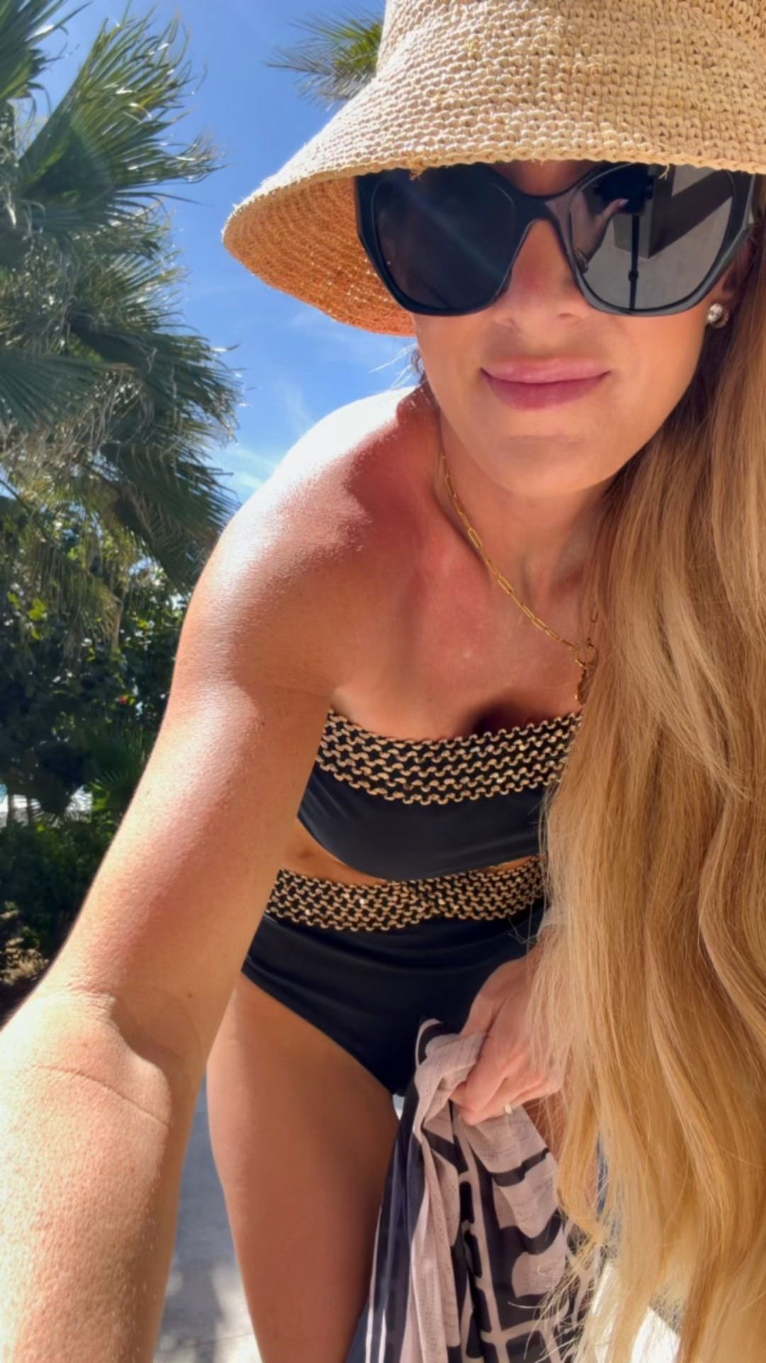 How cute is this swimmie & sarong combo?? Seriously looks designer for a fraction of the cost

#LTKSwim #LTKootd #LTKdayinmylife