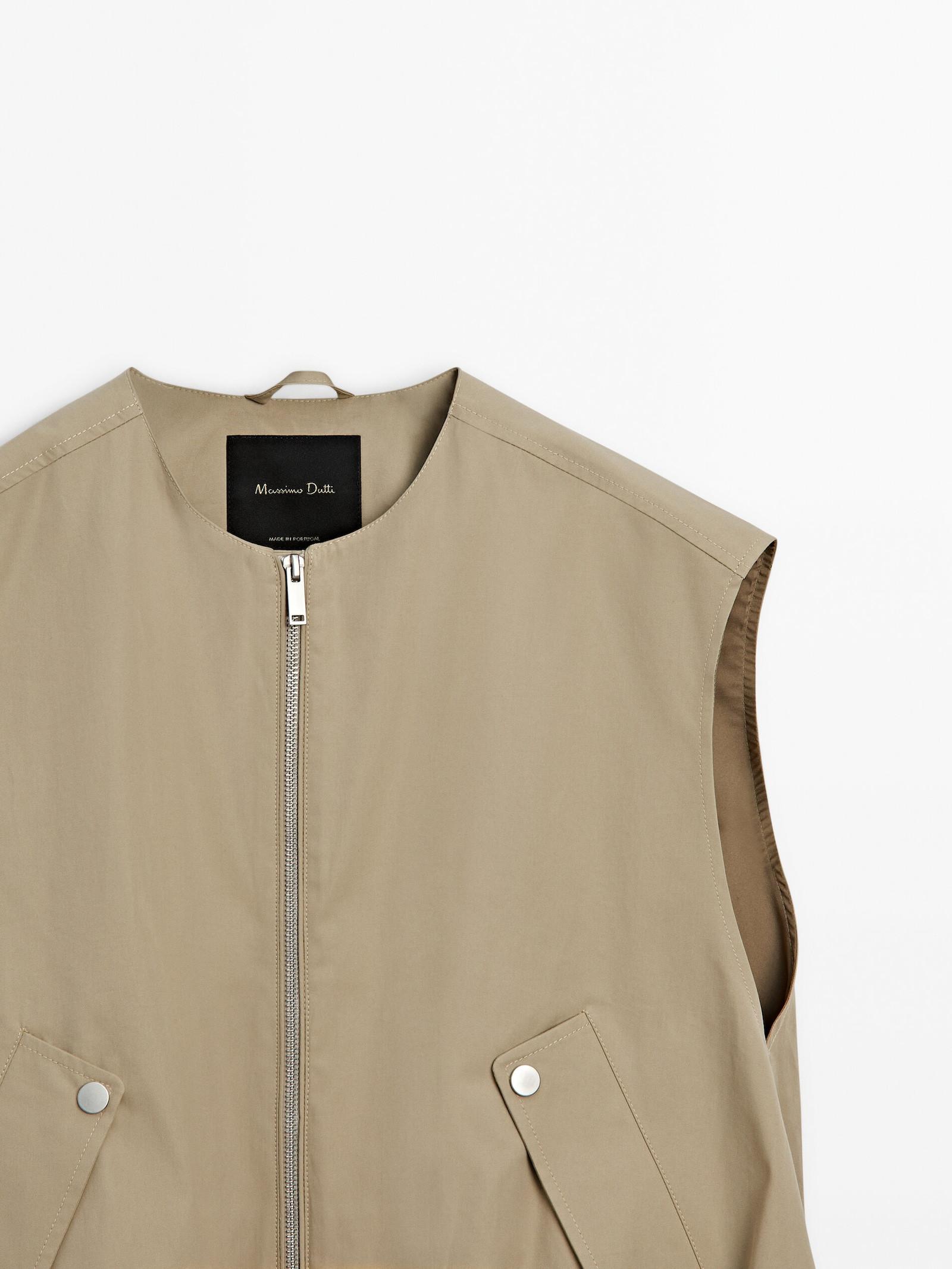 Volumen-Weste mit Druckknöpfen | Massimo Dutti DE