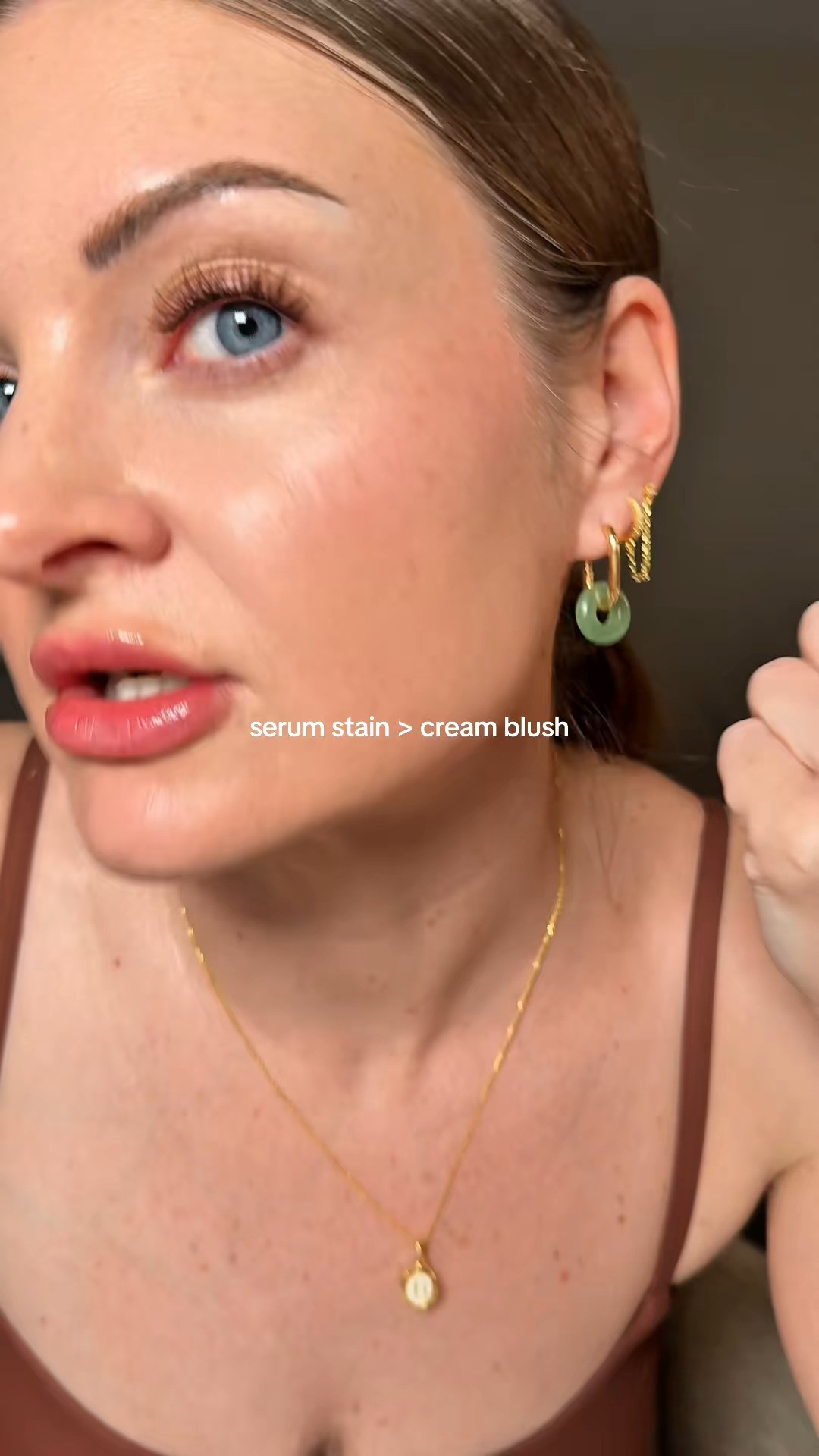 Cool Blush Serum Cheek Stains 😍

Squalane, Hyaluronic Acid & Hibiscus 🌺

I’m wearing shade Cool Girl! 

 