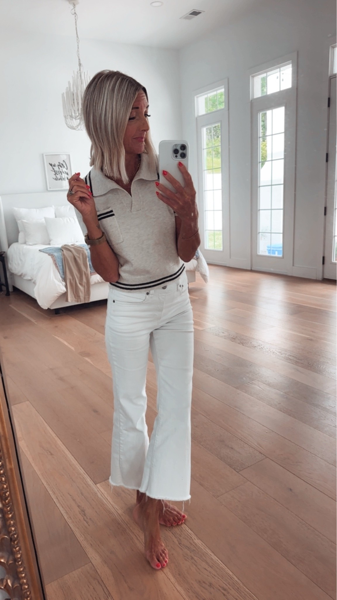 This top is so fun! I love the soft sweater thinner material , the exaggerated collar & the stripes = perfect! Wearing XS !

#LTKootd #LTKdayinmylife #LTKBeauty