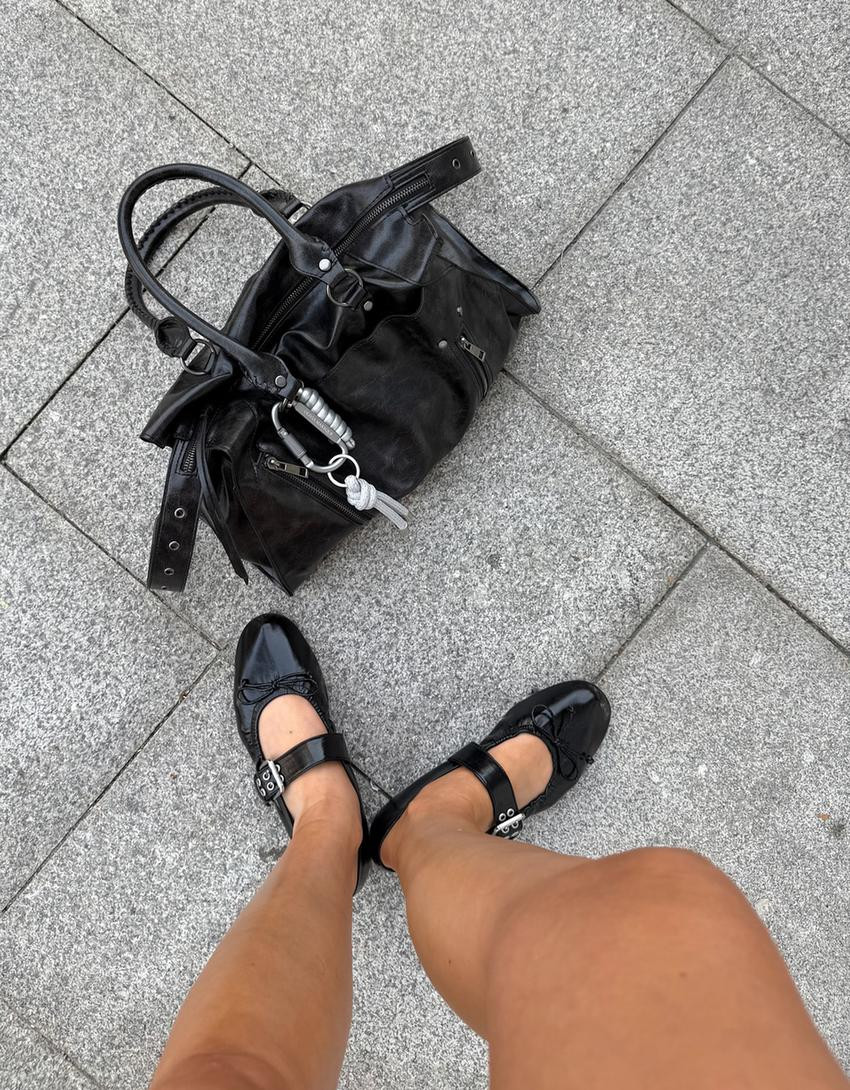 Bowling bag - Bags and purses - Women | Bershka GB