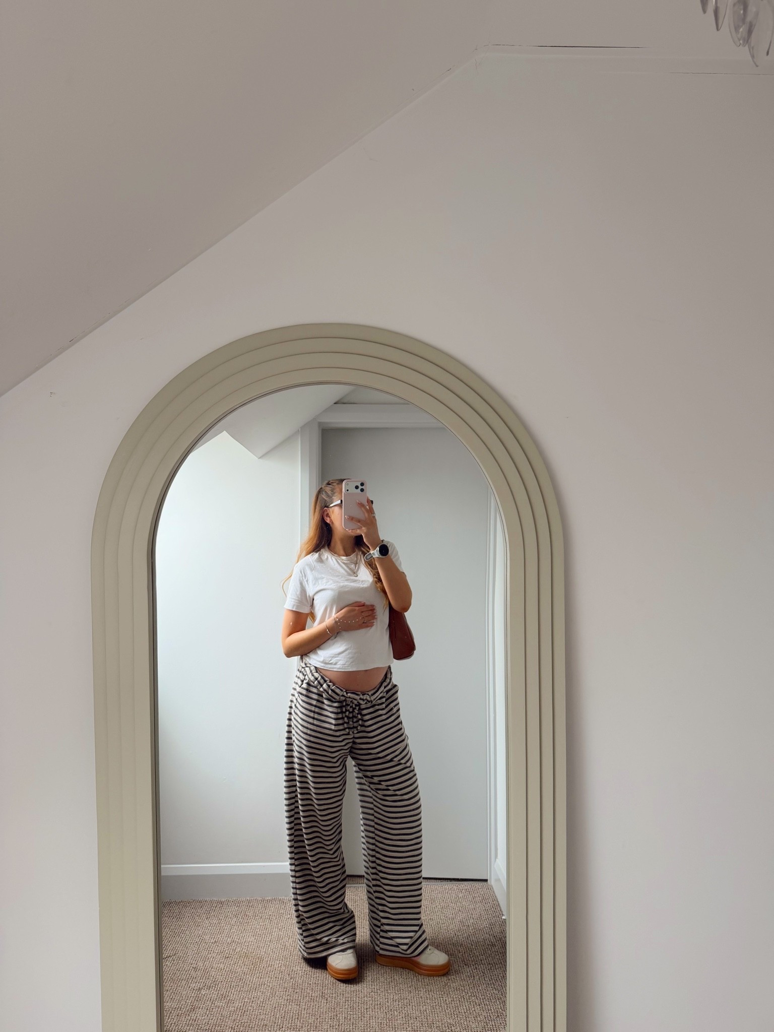 Bump friendly travel outfit🤰🏽

#LTKuk #LTKmaternity #LTKtravel