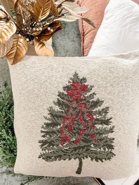 Love this Christmas tree throw pillow from Target and metallic gold holiday stems!

Replacing the throw pillow insert with Amazon basic home pillow insert, down feather insert for a more high end look!



#LTKSeasonal #LTKHoliday #LTKhome