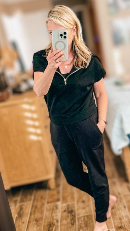 It’s a cloudy, rainy, comfy kinda Sunday! You can find me getting laundry done and cleaning today. I might even sneak in a movie. 

I am wearing my favorite top I found this season, Evereve Varley Half-zip dupe in black. Along with my black joggers with pockets, of course! Lol! 

Casual outfit 
Black sweats 
Initial pendant and cross necklace 

#LTKstyletip #LTKover40 #LTKfindsunder50