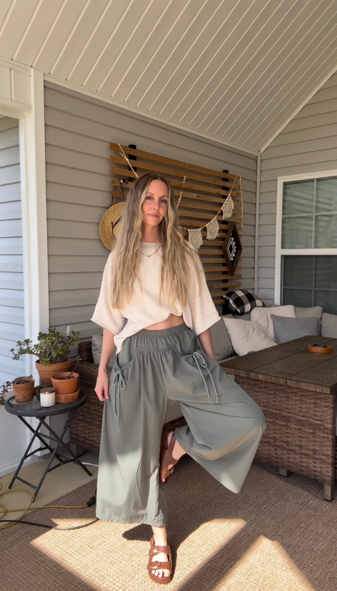 Perfect spring and summer outfit and these pants are everything 

#LTKgrwm #LTKootd #LTKSaleAlert