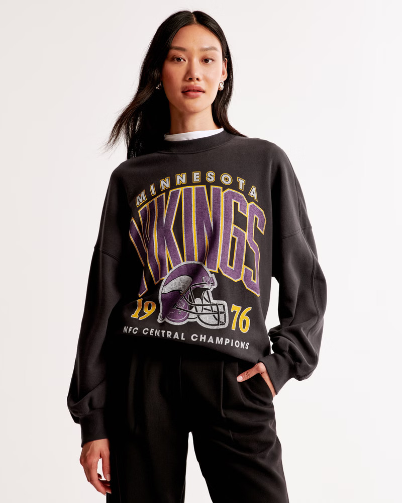 Minnesota Vikings Graphic Oversized Sunday Crew | Abercrombie & Fitch (US)