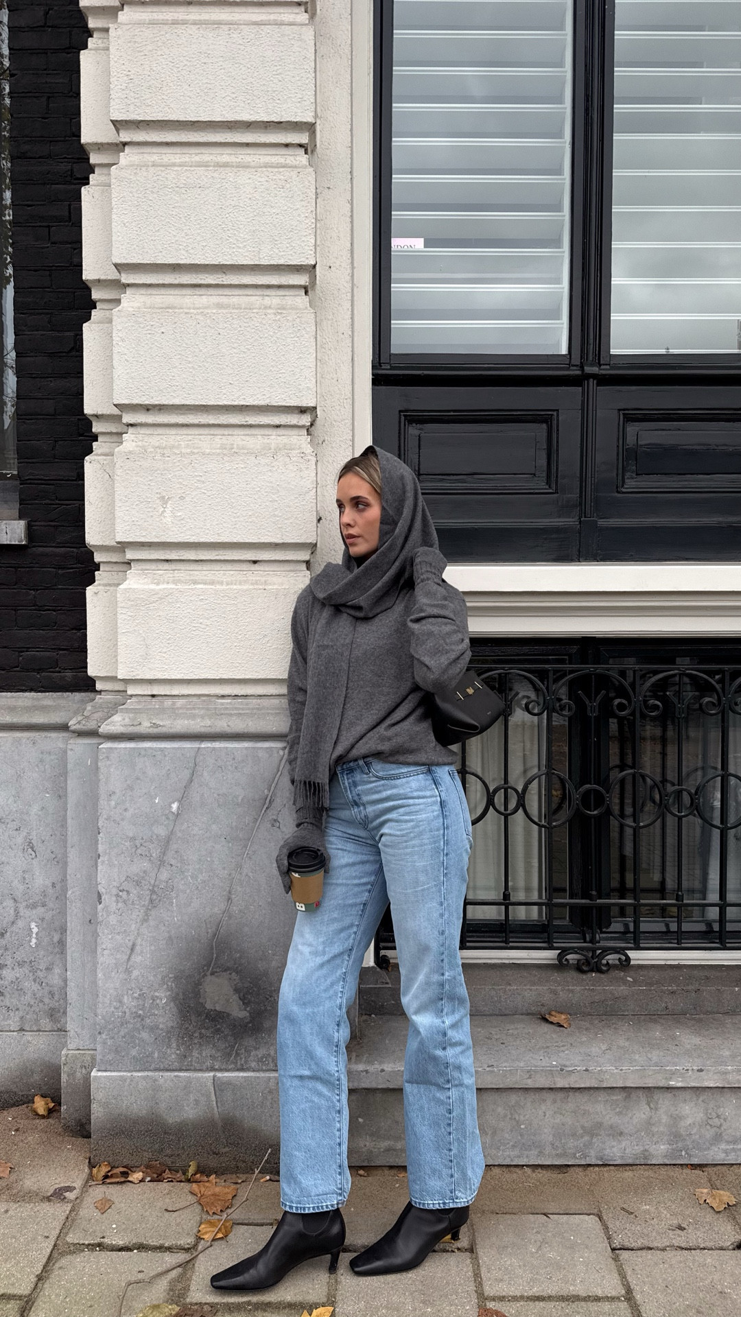 Must have this season? Cashmere by @uniqloeurope #moderosa #ad #UNIQLO #lifewear