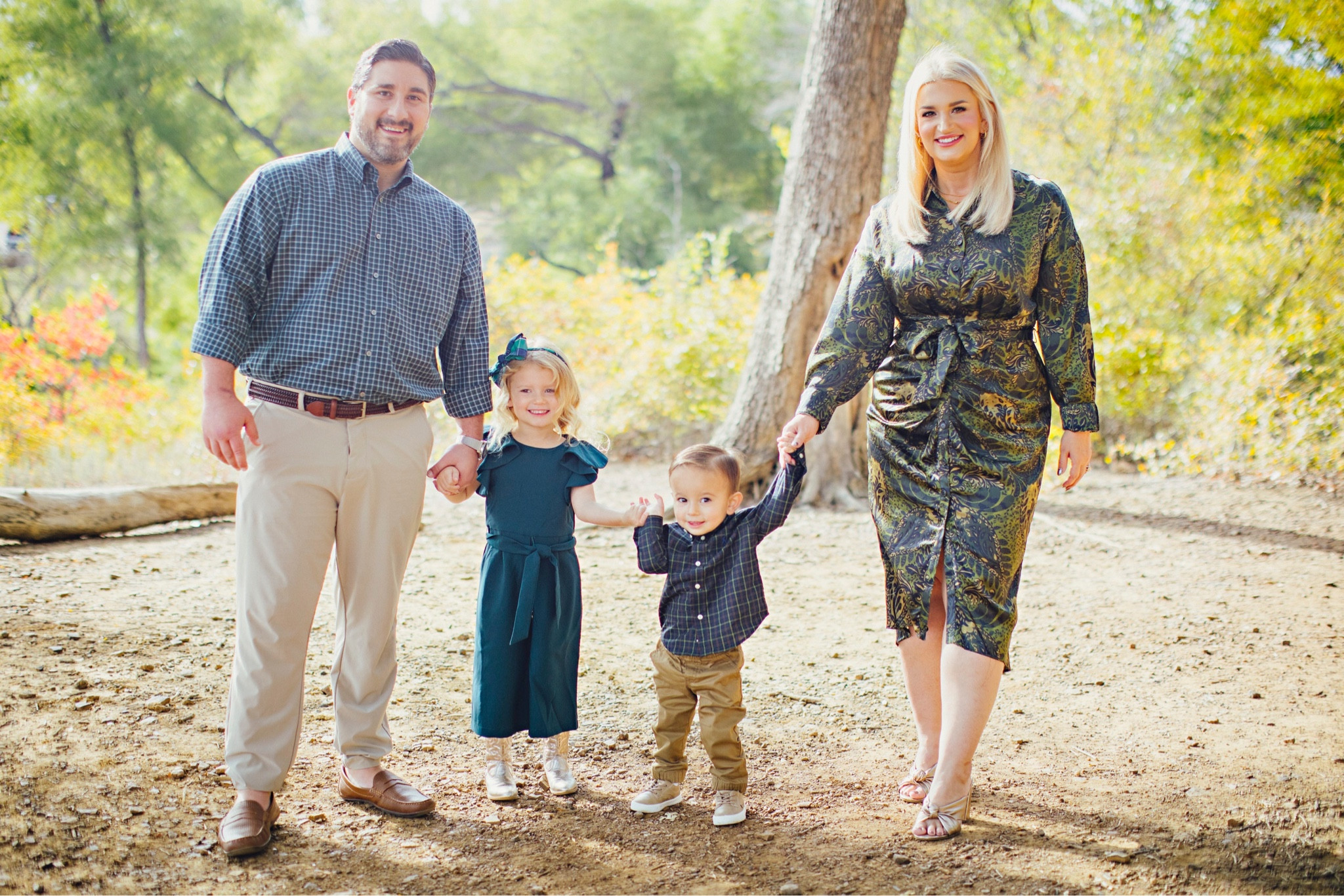 So obsessed with this dress! And it comes in 7 colors! 

#LTKGiftGuide #LTKHoliday #LTKSeasonal