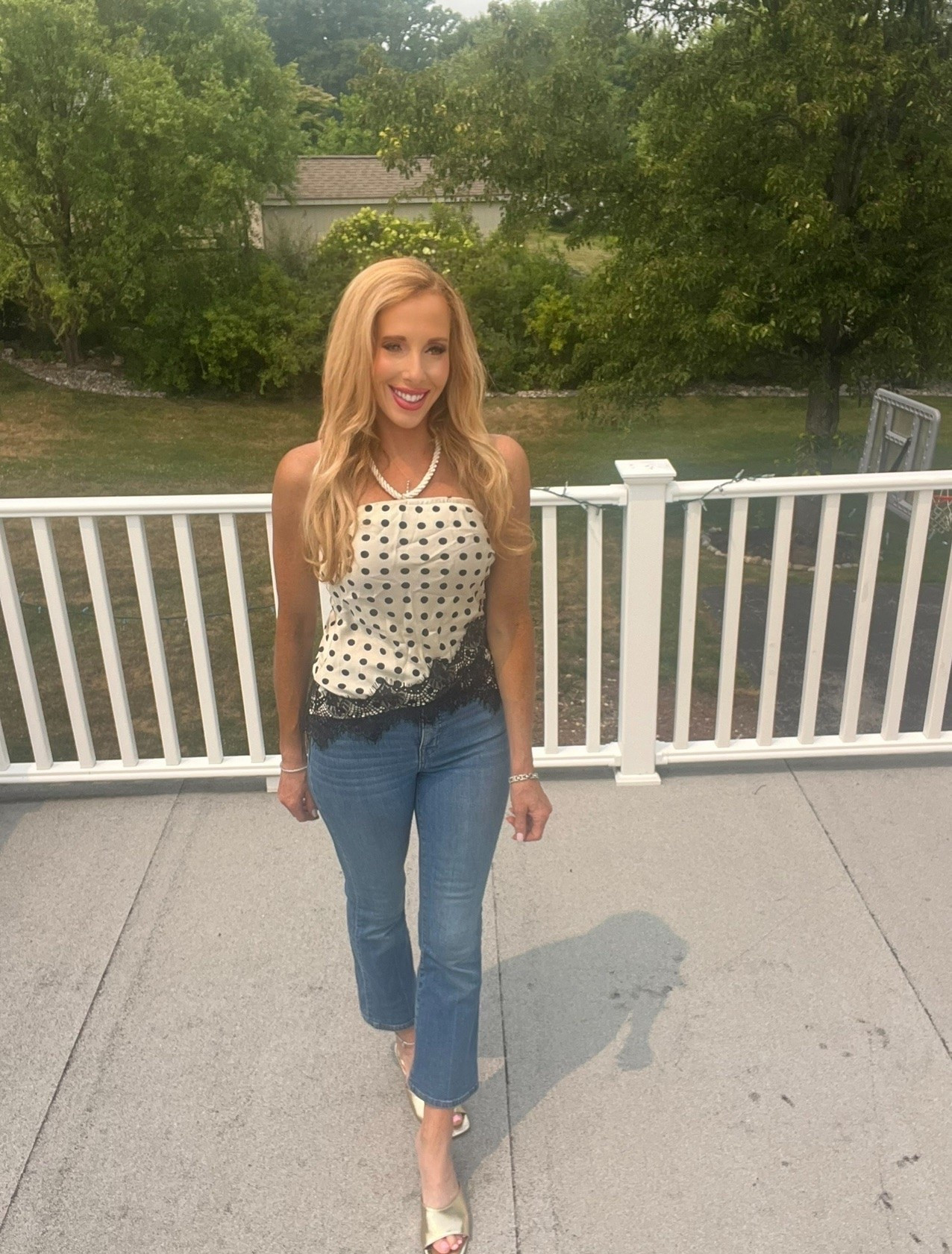 Pretty polka dor lace strapless top 🌸💕💕💕

#LTKdayinmylife #LTKootd #LTKmomlife