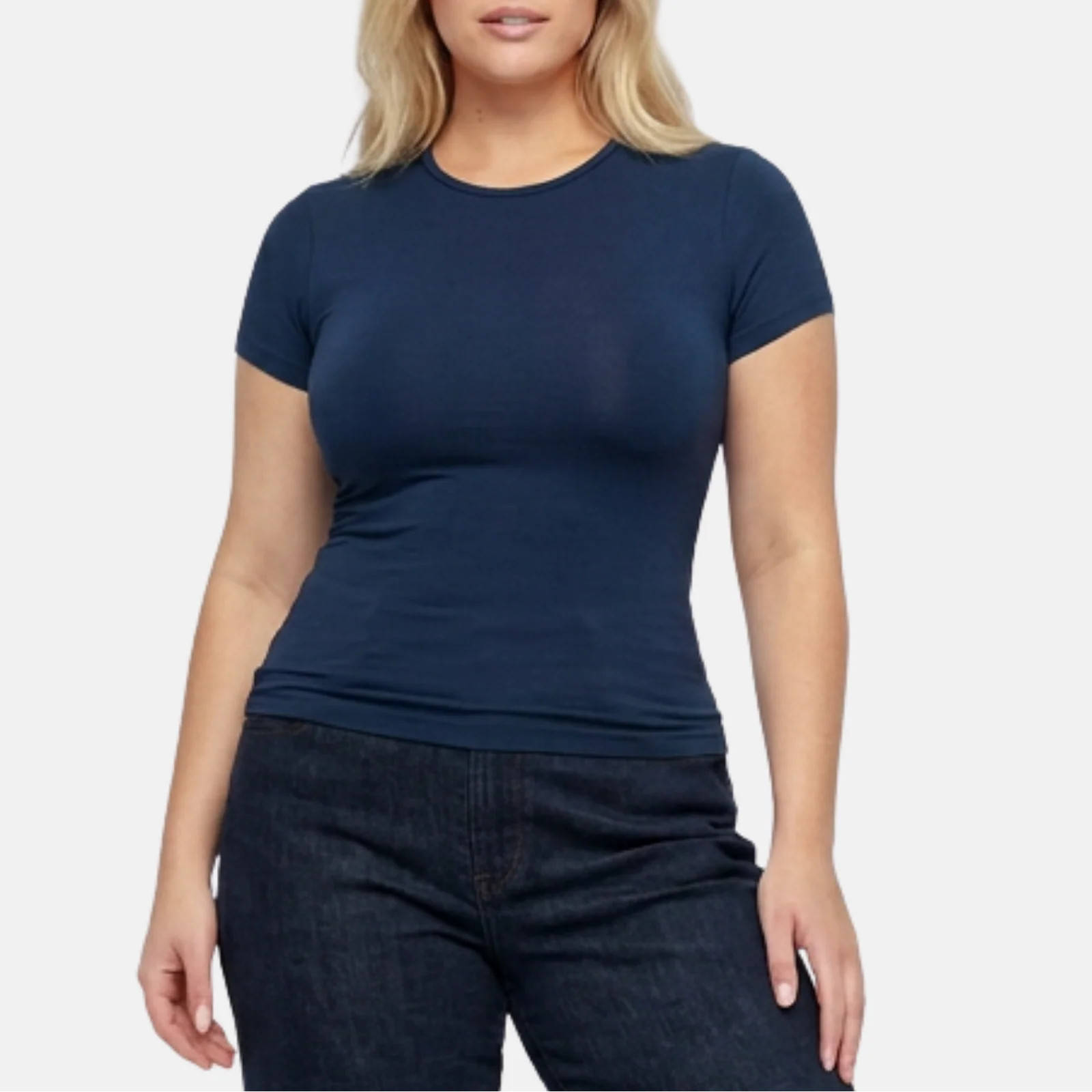 670 The Perfect T-Shirt | Underoutfit